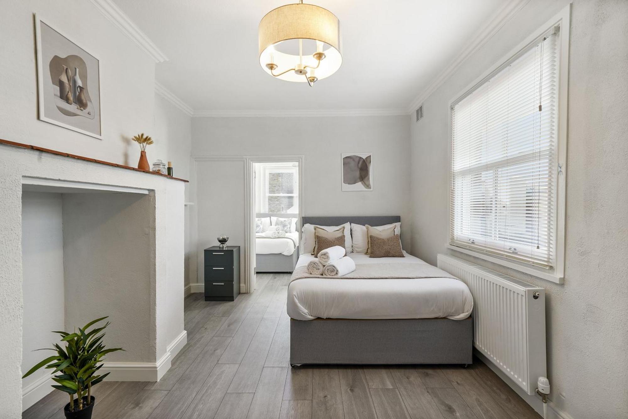 Livestay - Chiswick With Free Parking Appartement *