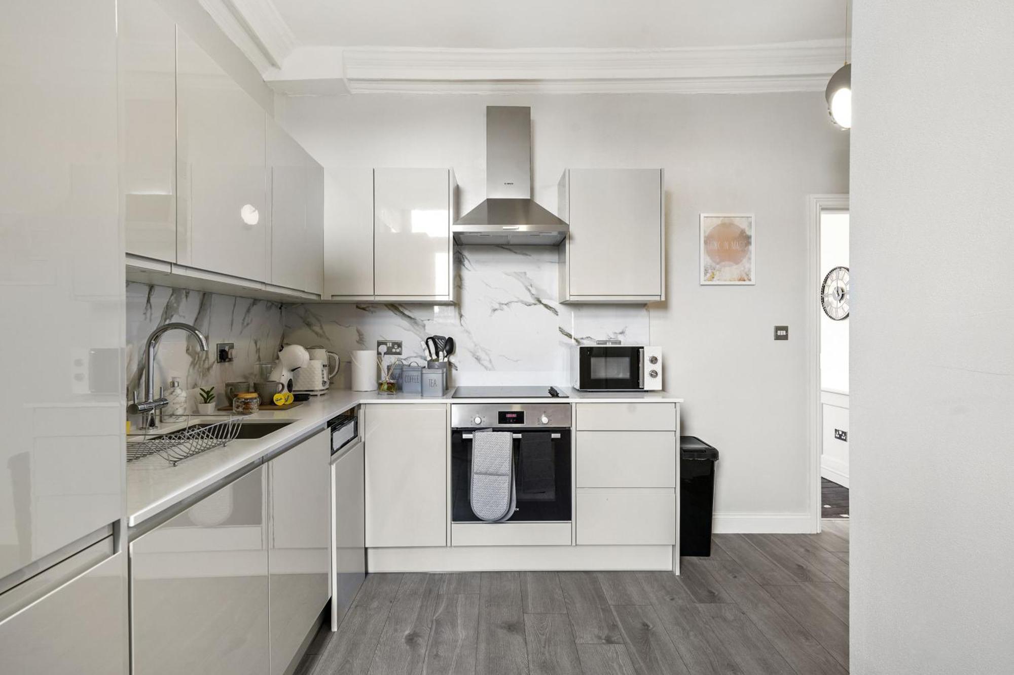 Livestay - Chiswick With Free Parking