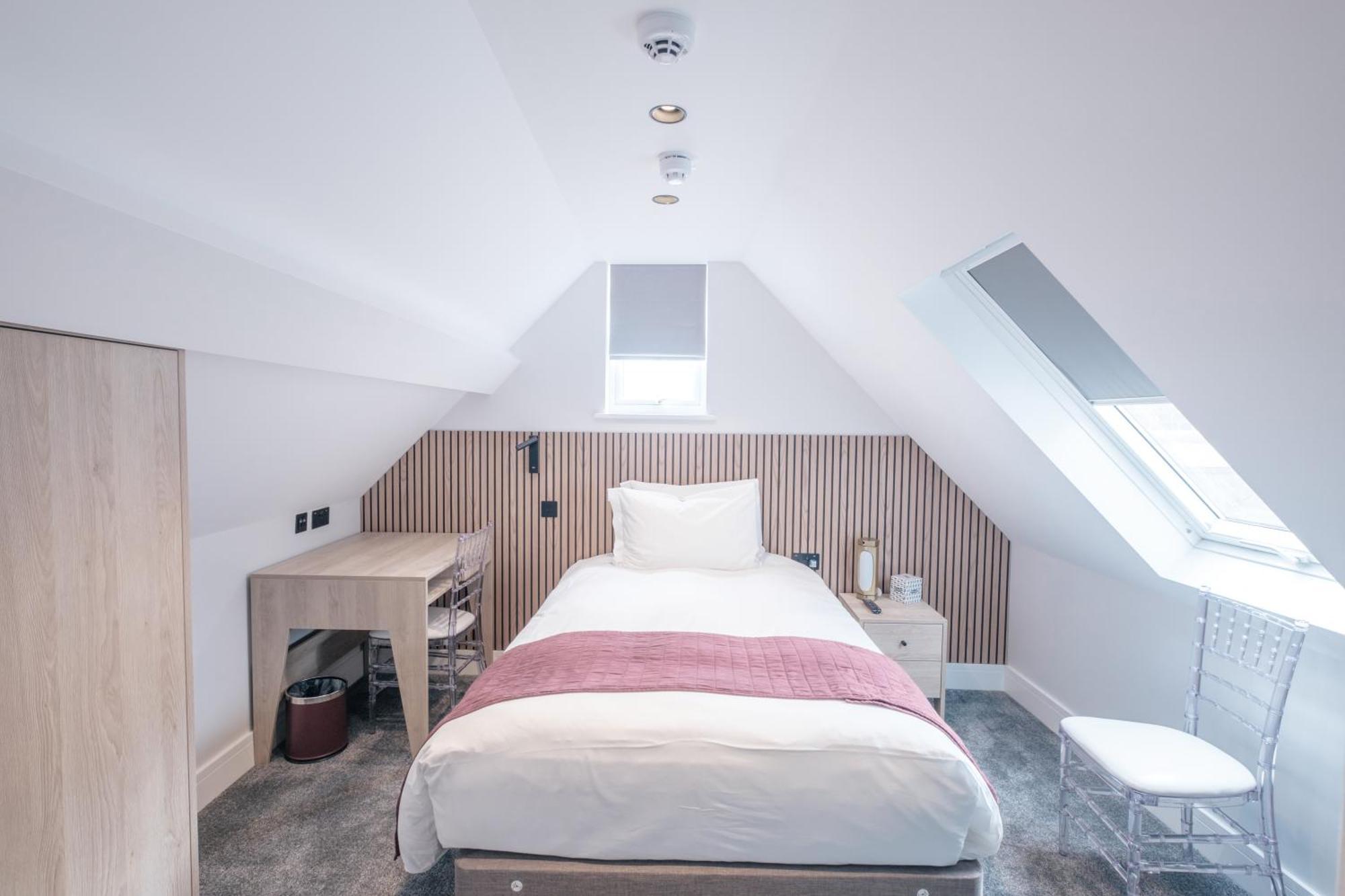 Hotel The Pillar 4*