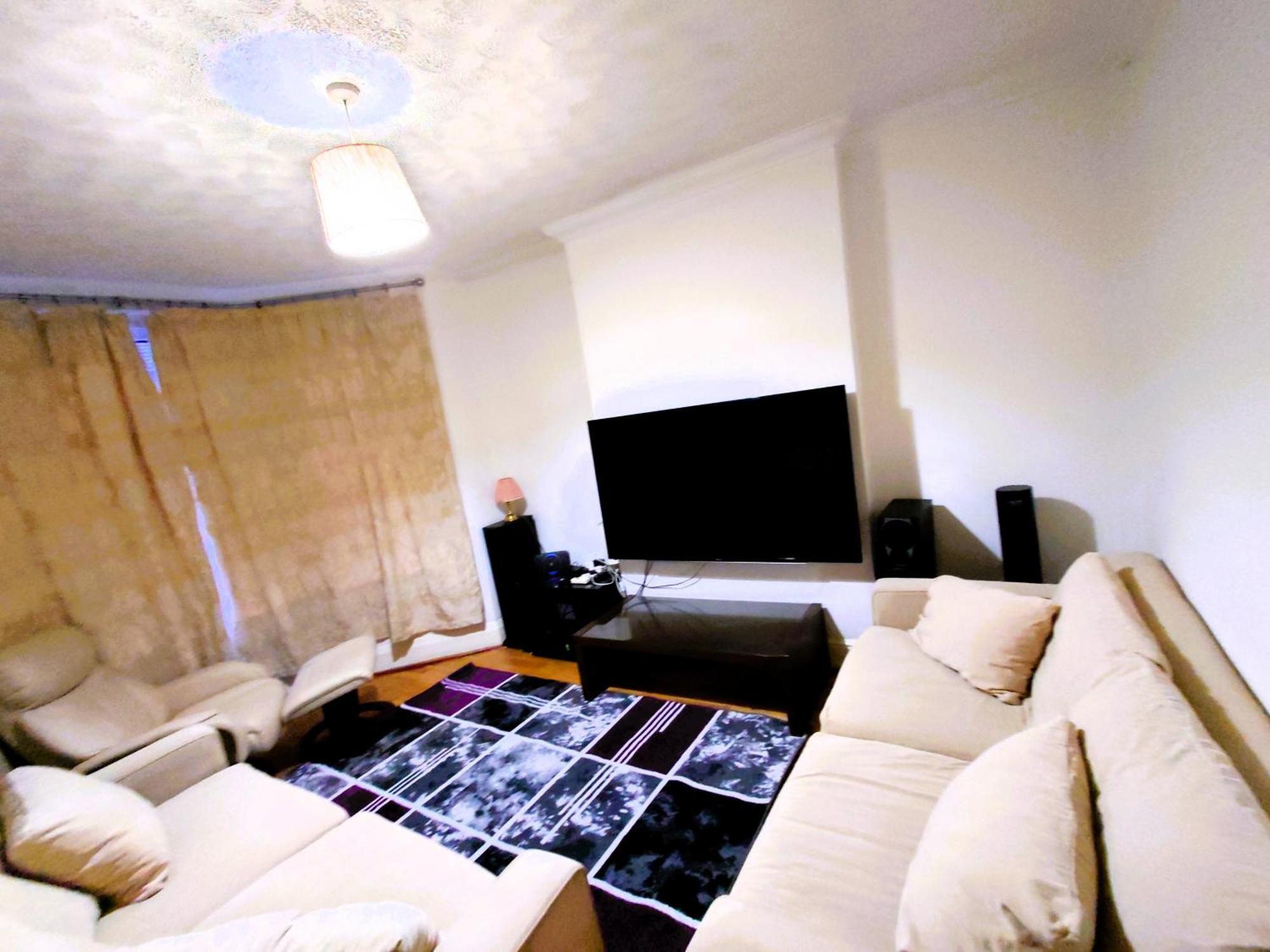 Edwardian 4 Bedrooms With 4 Bathrooms Townhouse, Next To Underground, Accommodates 10 People Casa de férias *