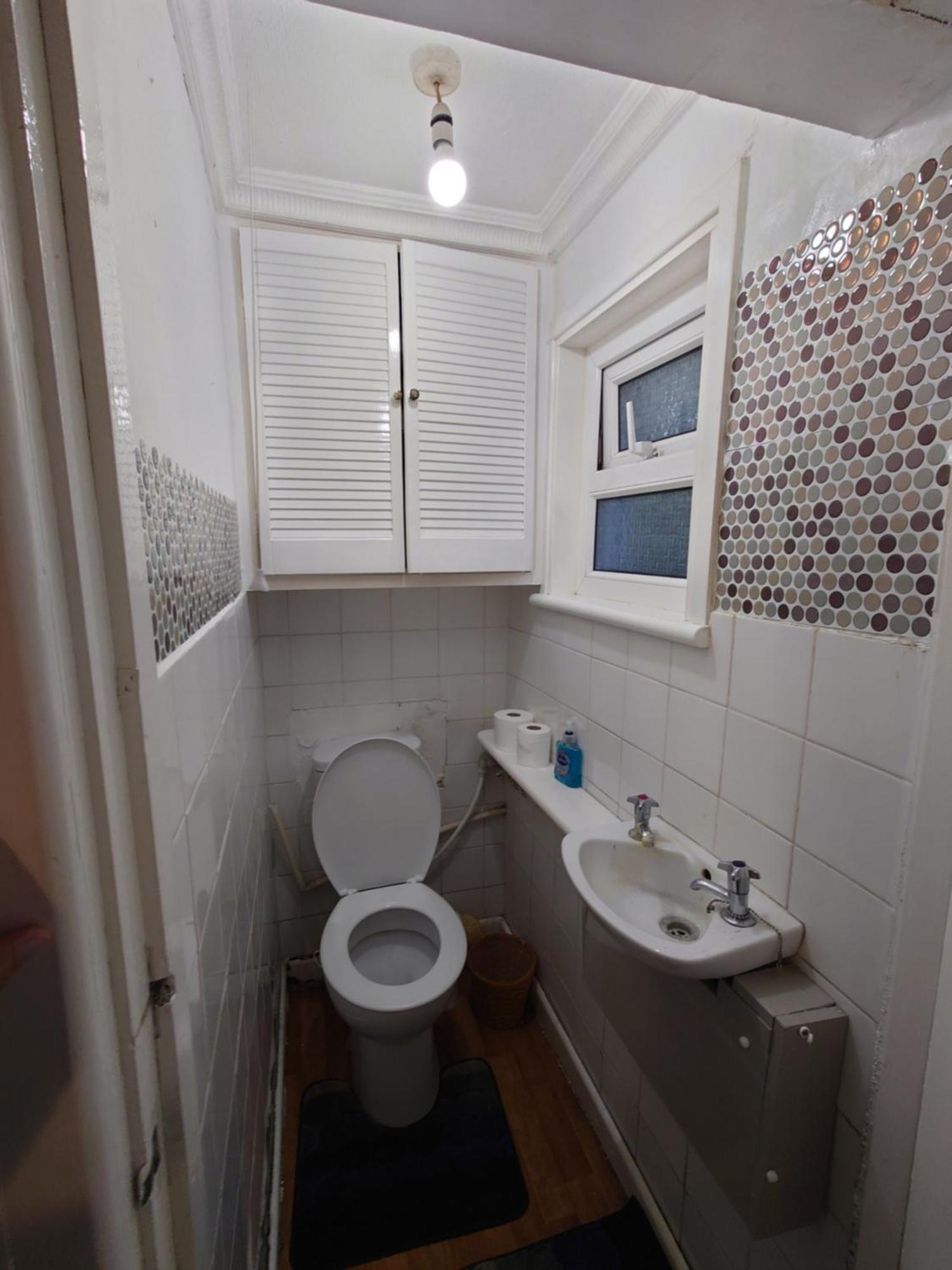 Edwardian 4 Bedrooms With 4 Bathrooms Townhouse, Next To Underground, Accommodates 10 People Casa de férias Londres