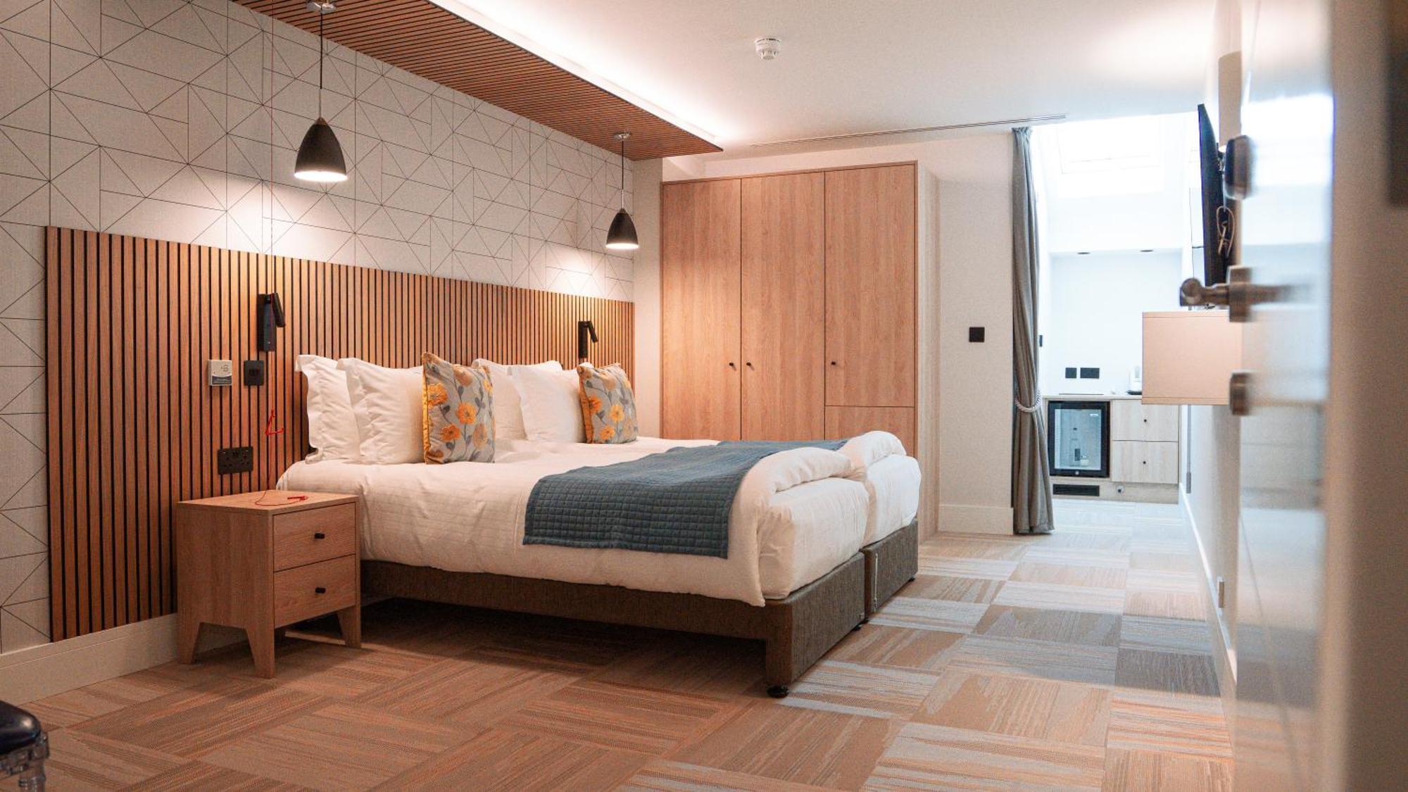 Hotel The Pillar 4*
