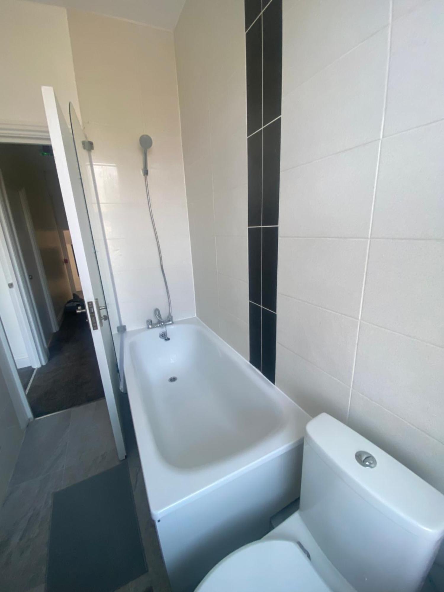 Homestay Cosy House In Newham *