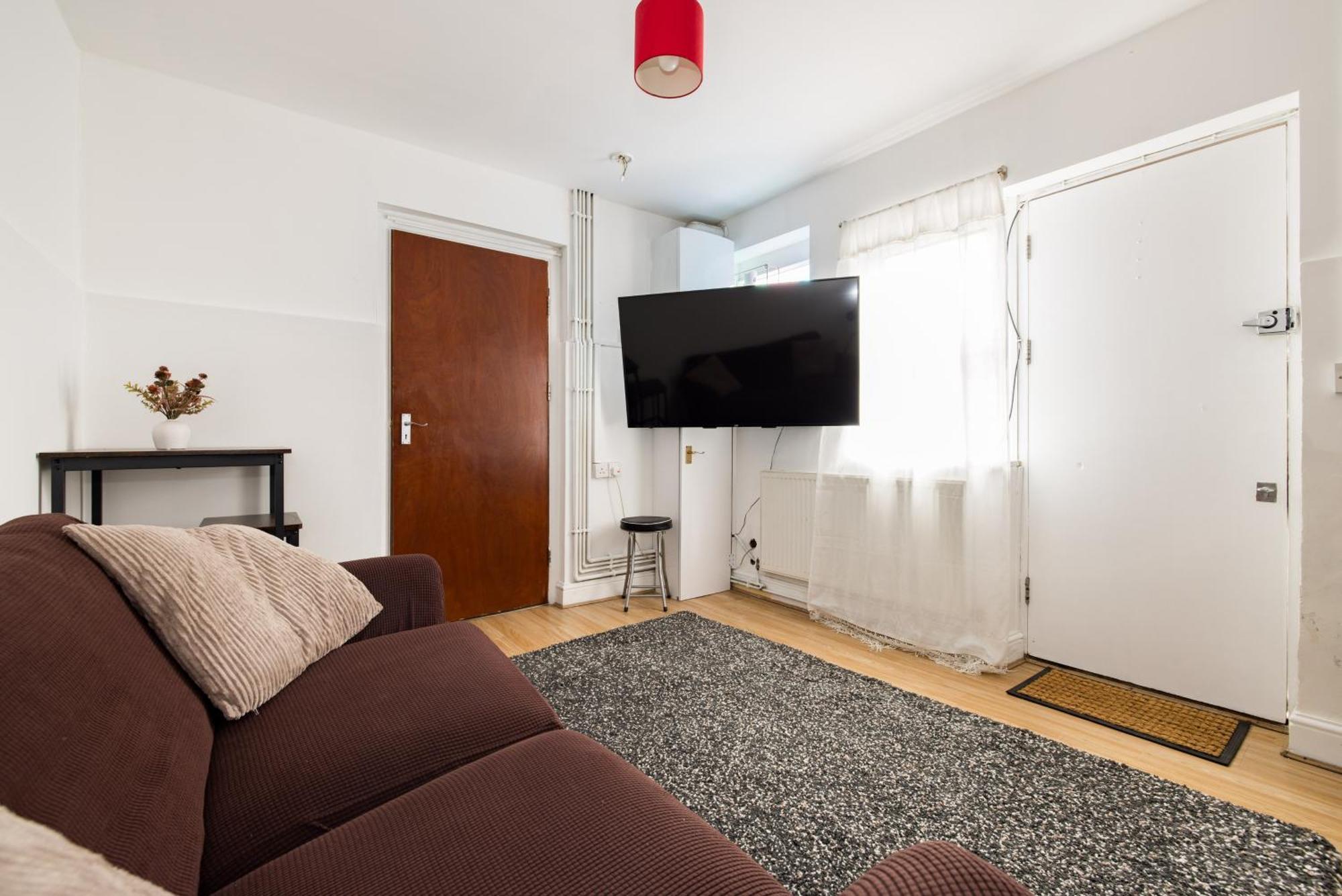 Apartment 1bd Near Olympic Park, East *