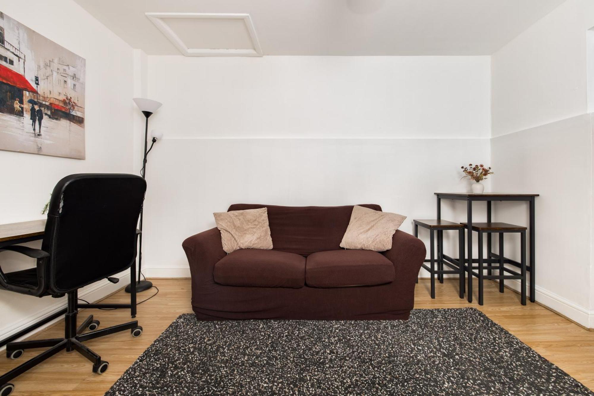 1bd Near Olympic Park, East Apartment *
