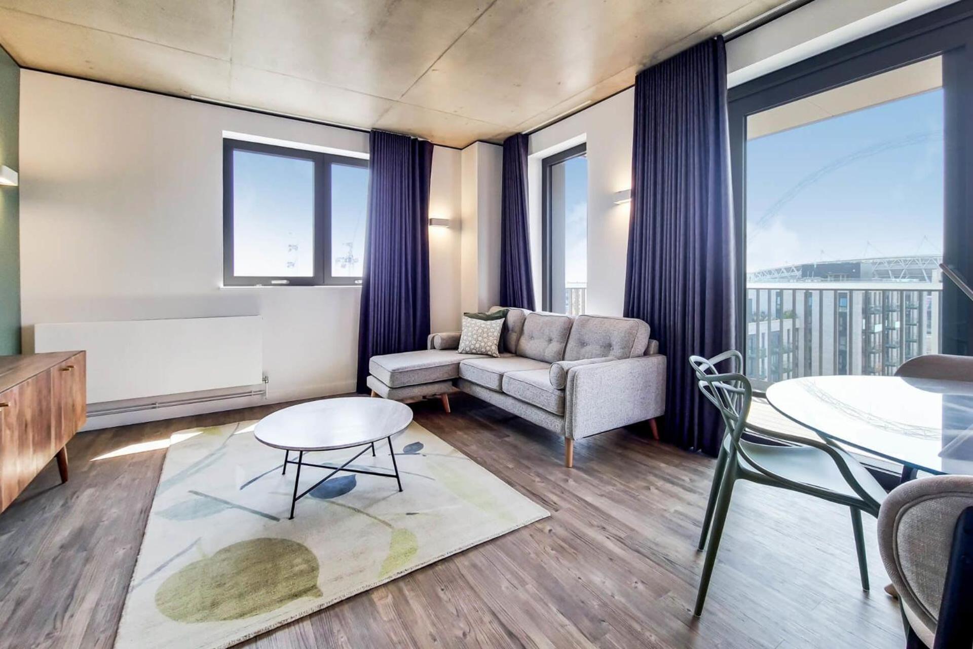 Botanical-inspired At Repton Gardens Right In The Heart Of Wembley Park Apartamento *