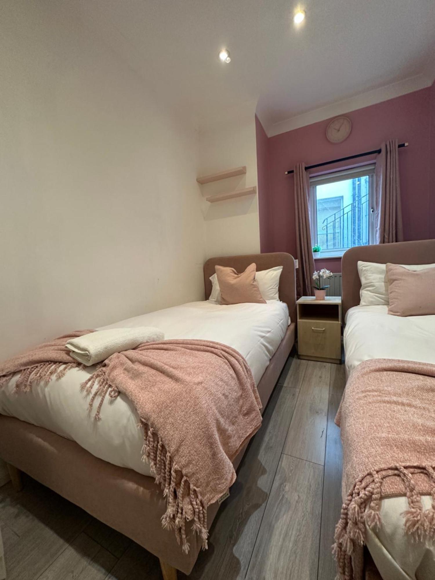 Stunning Flats Edgware Road Central Appartement