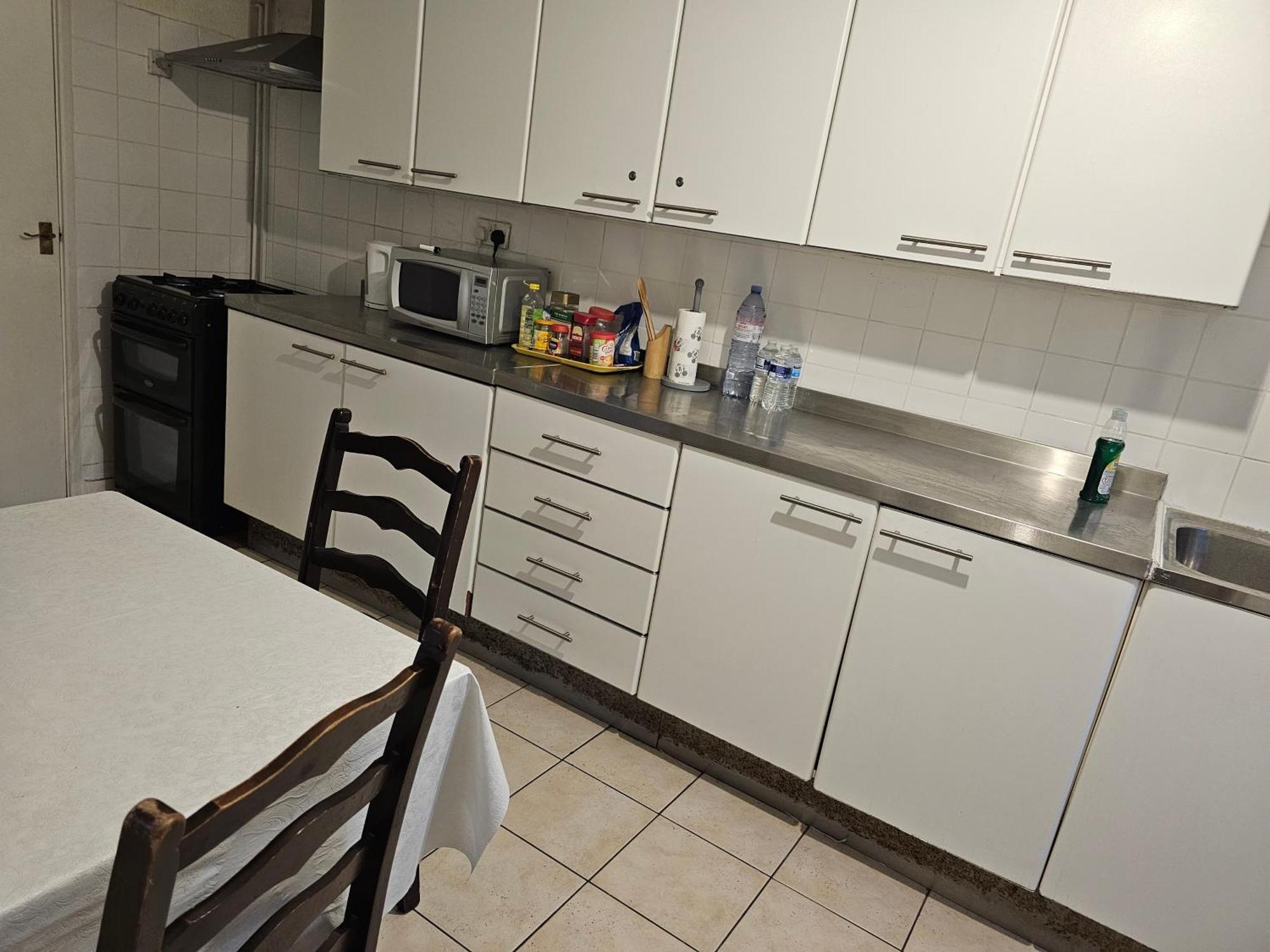 Bruce Guest house