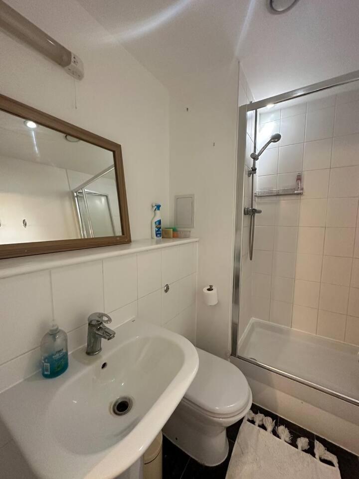 New Build 2 Bedroom With 2 Bath In *