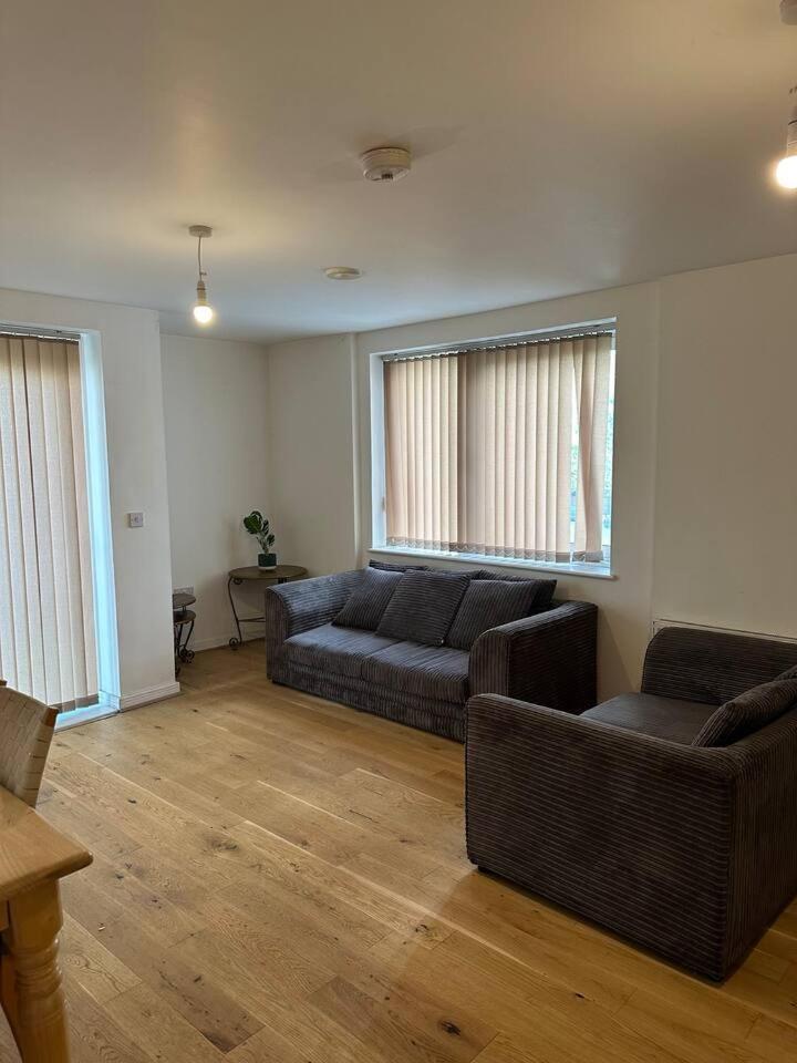 New Build 2 Bedroom With 2 Bath In *