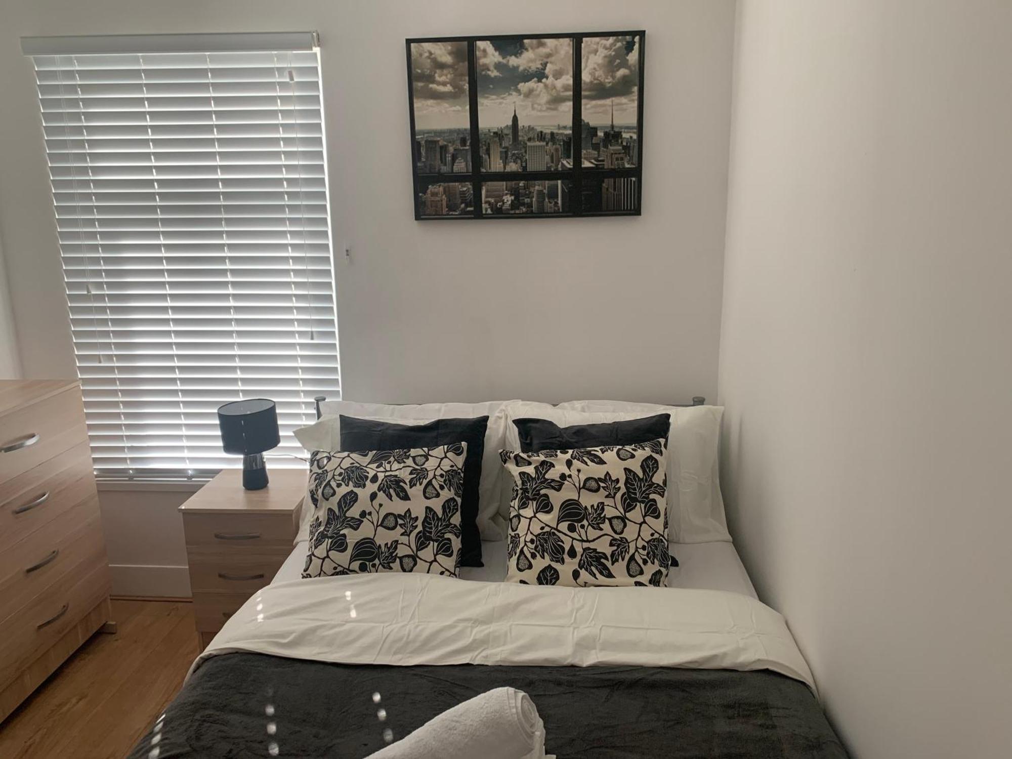 Stratford Cozy Double London