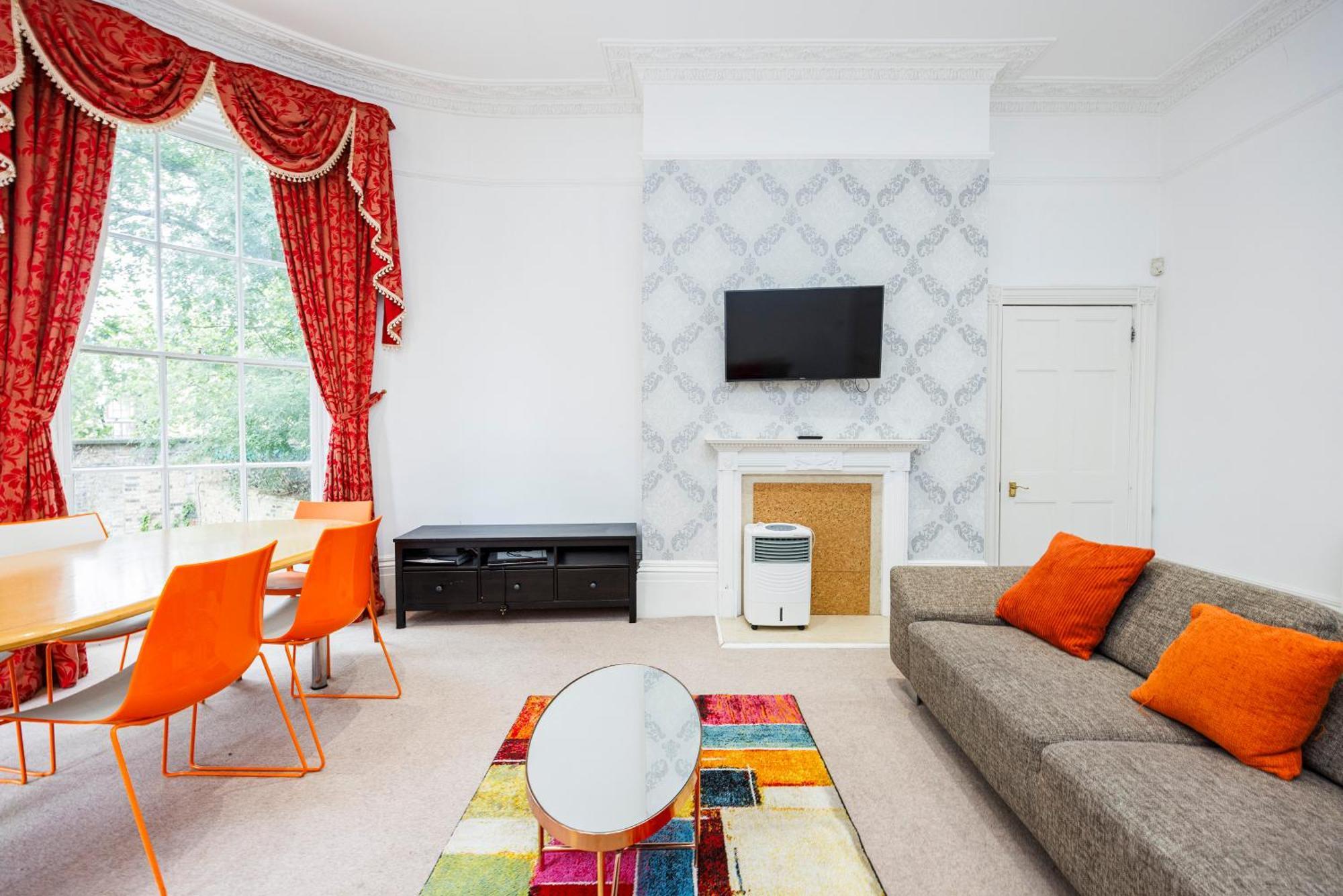 Apartamento Larger Groups Close To Excel Canarywharf 02 With Parking Londres