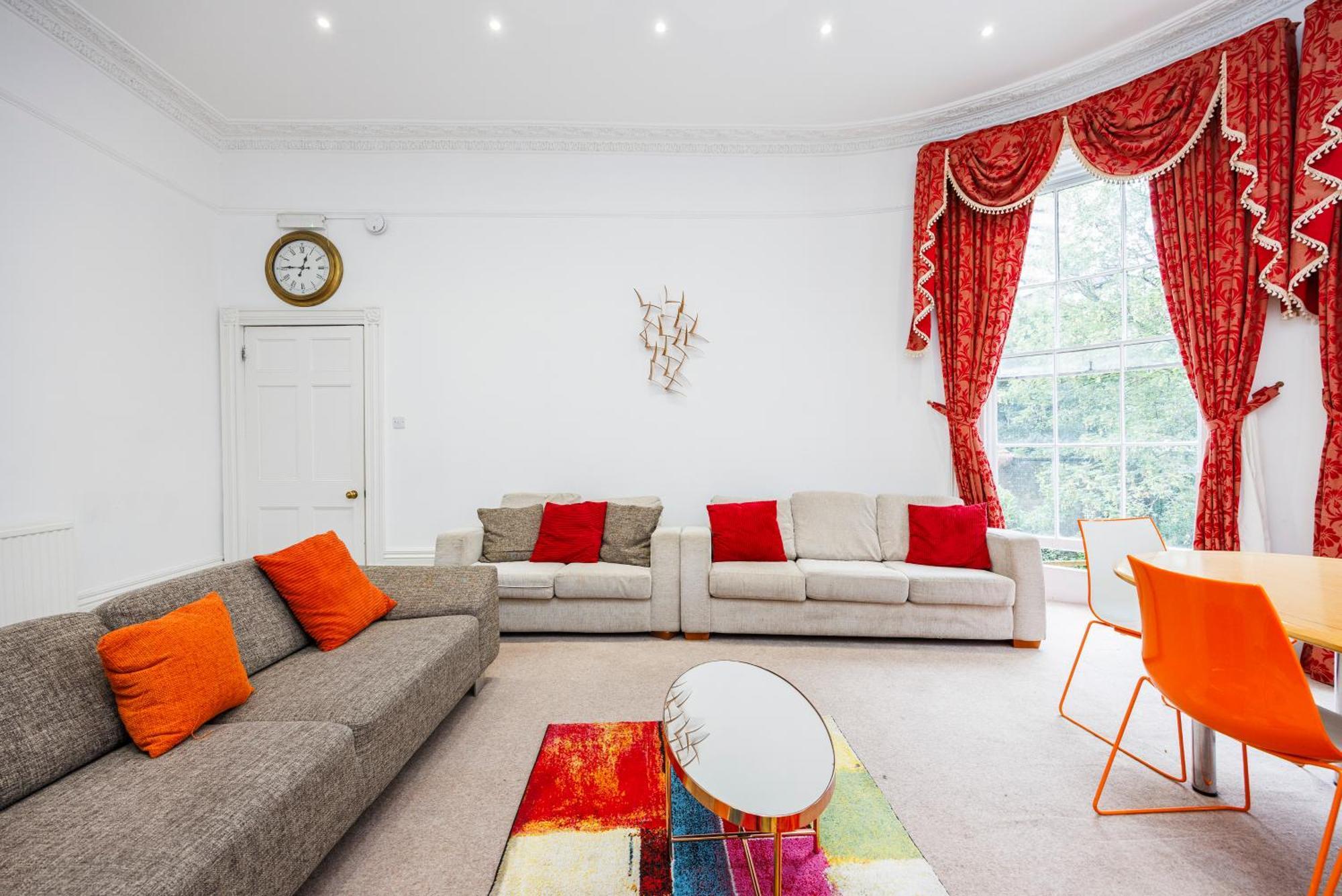 Apartamento Larger Groups Close To Excel Canarywharf 02 With Parking Londres
