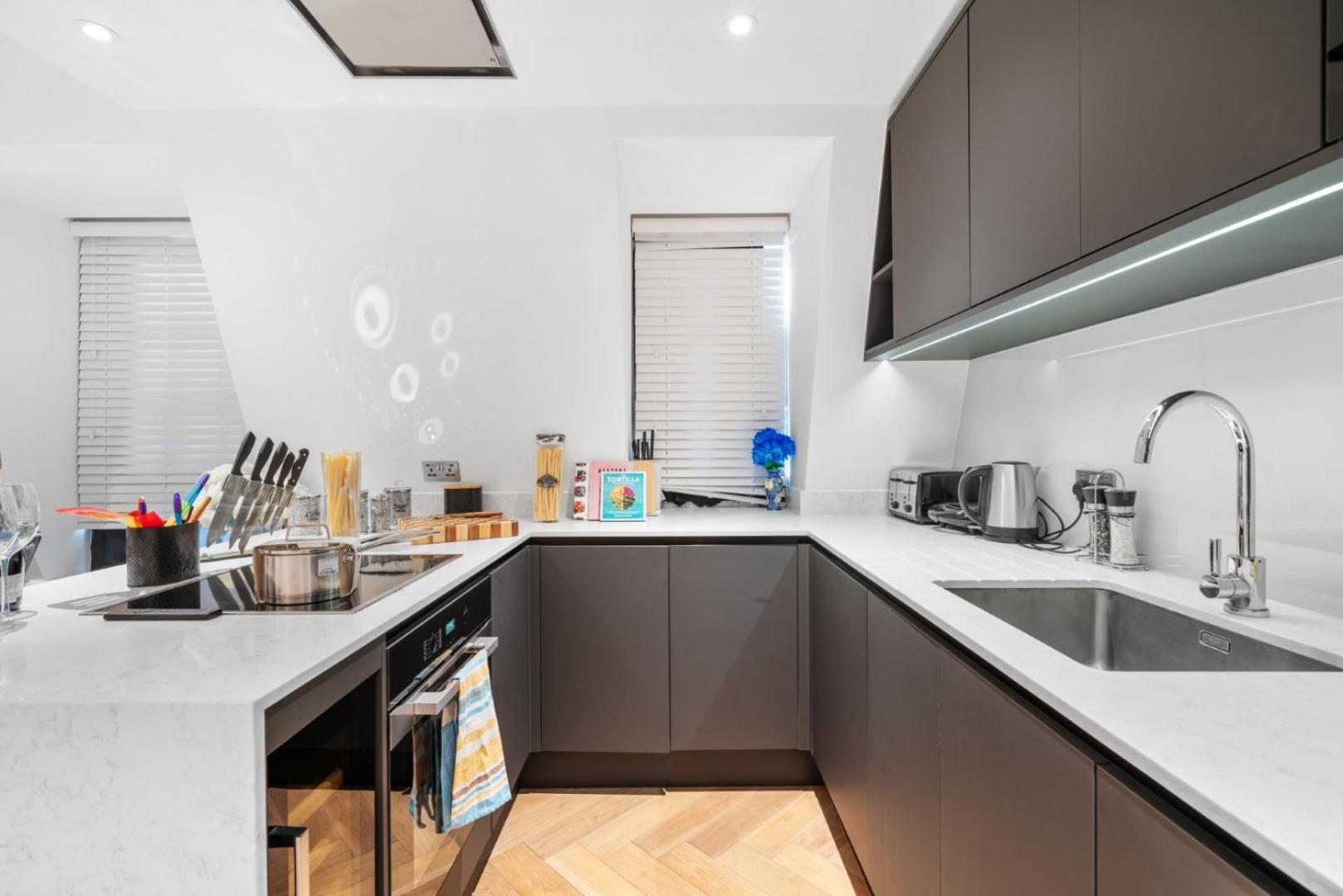 Apartment Stunning 1-bedroom Penthouse In Marble Arch 72 London
