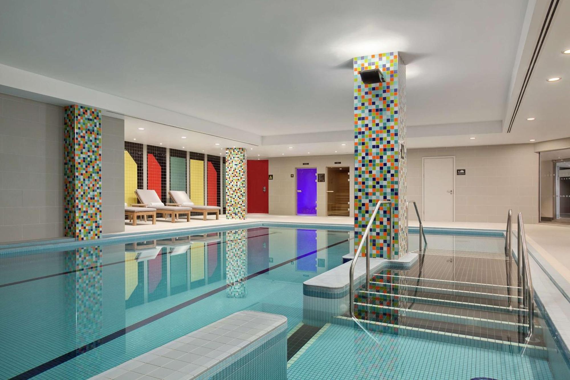 Hilton Wembley 4*