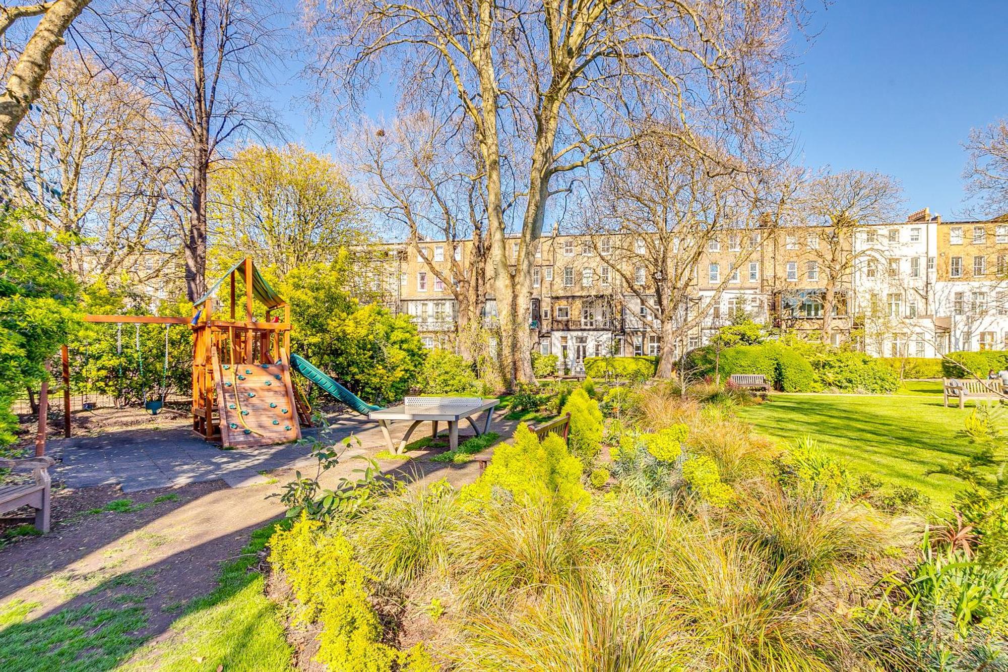 For Explorers - 3 Min Walk To Station Apartamento Londres