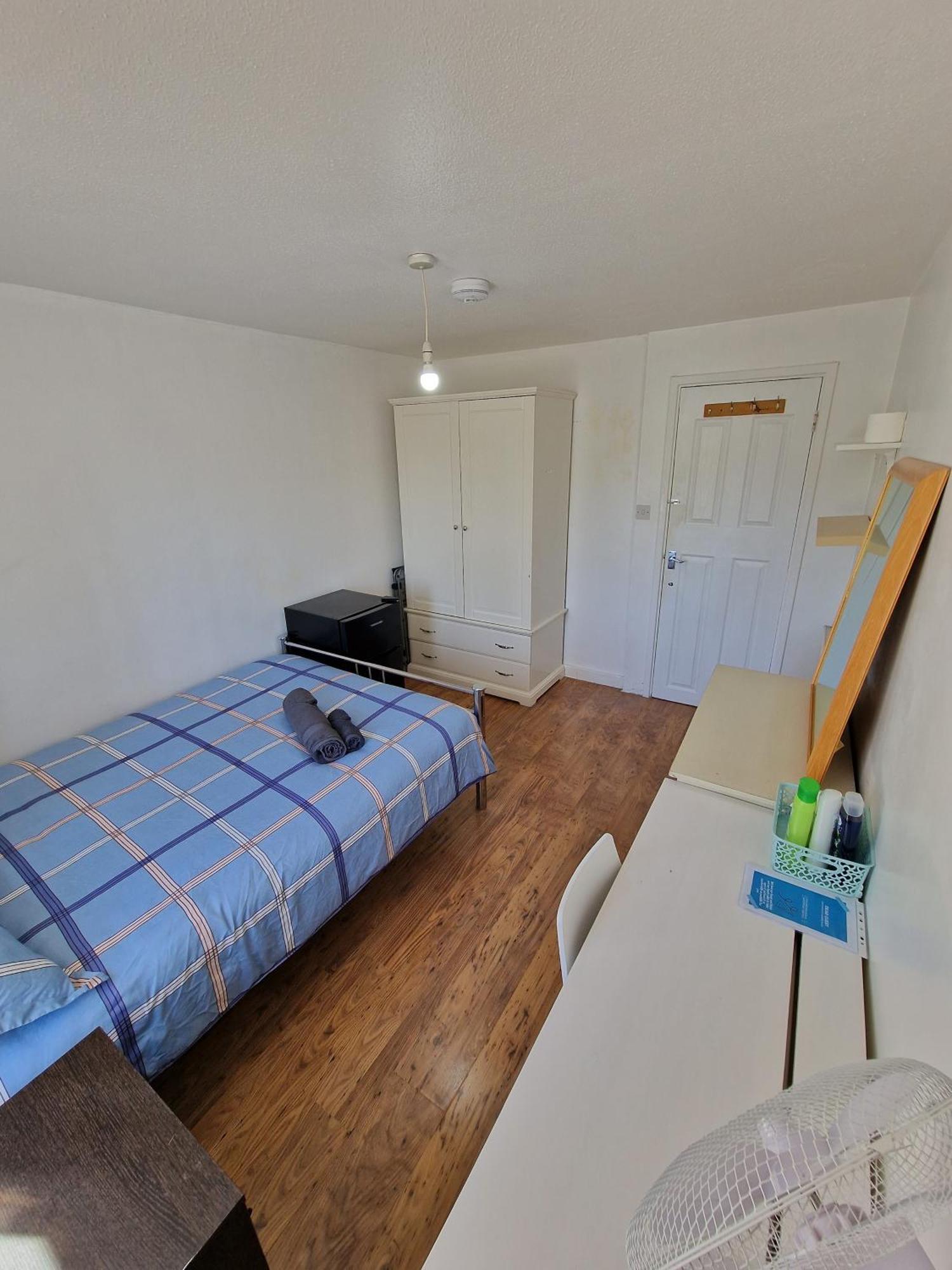 Cozy Double Bedroom In Zone 1-2 Accommodatie bij particulieren *