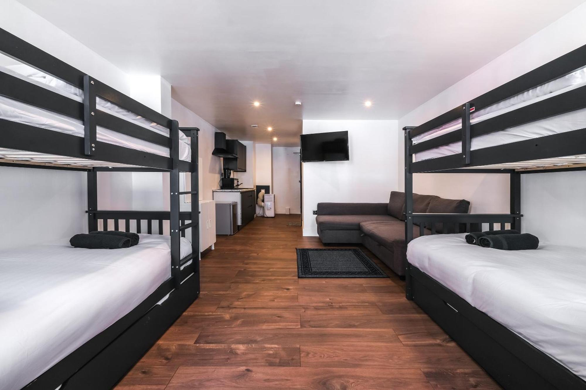 Piccadilly Wonderland Sleep 8 Vra Londres