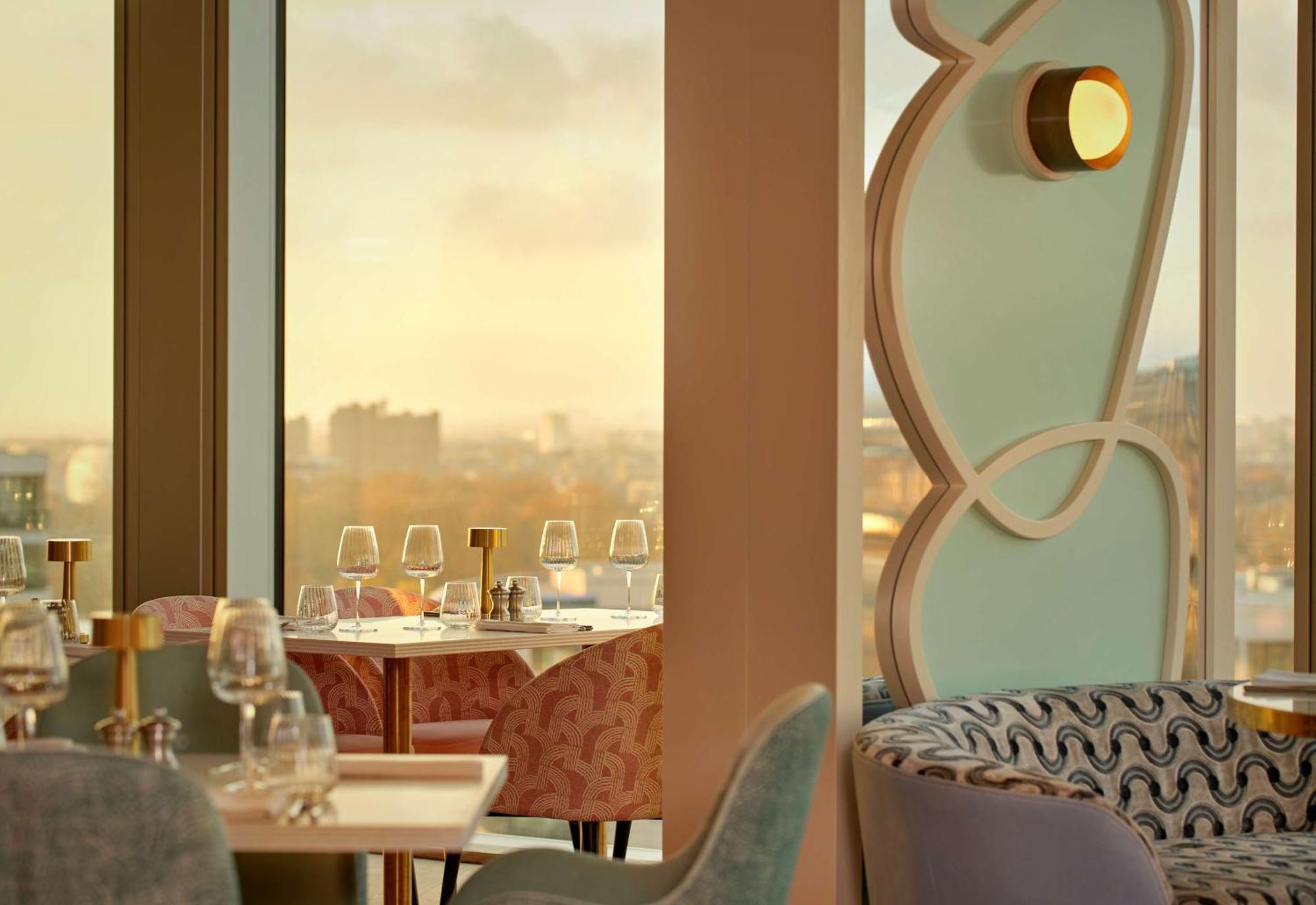 Art'otel Battersea Power Station, Powered By Radisson Hotel 5*