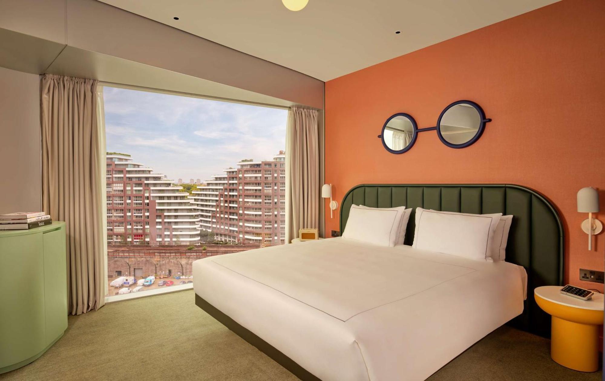Art'otel Battersea Power Station, Powered By Radisson Hotel 5*