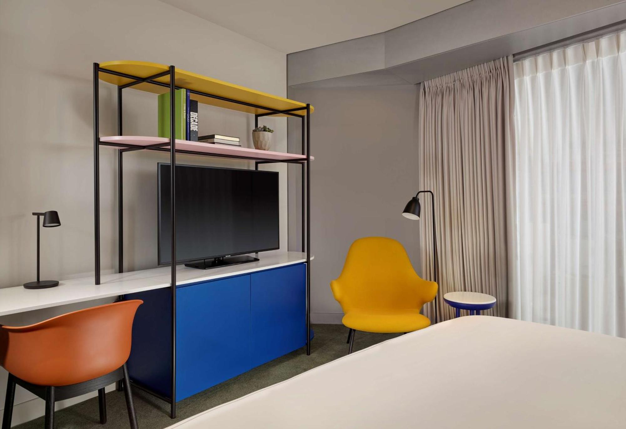 Hotel Art'otel Battersea Power Station, Powered By Radisson 5*