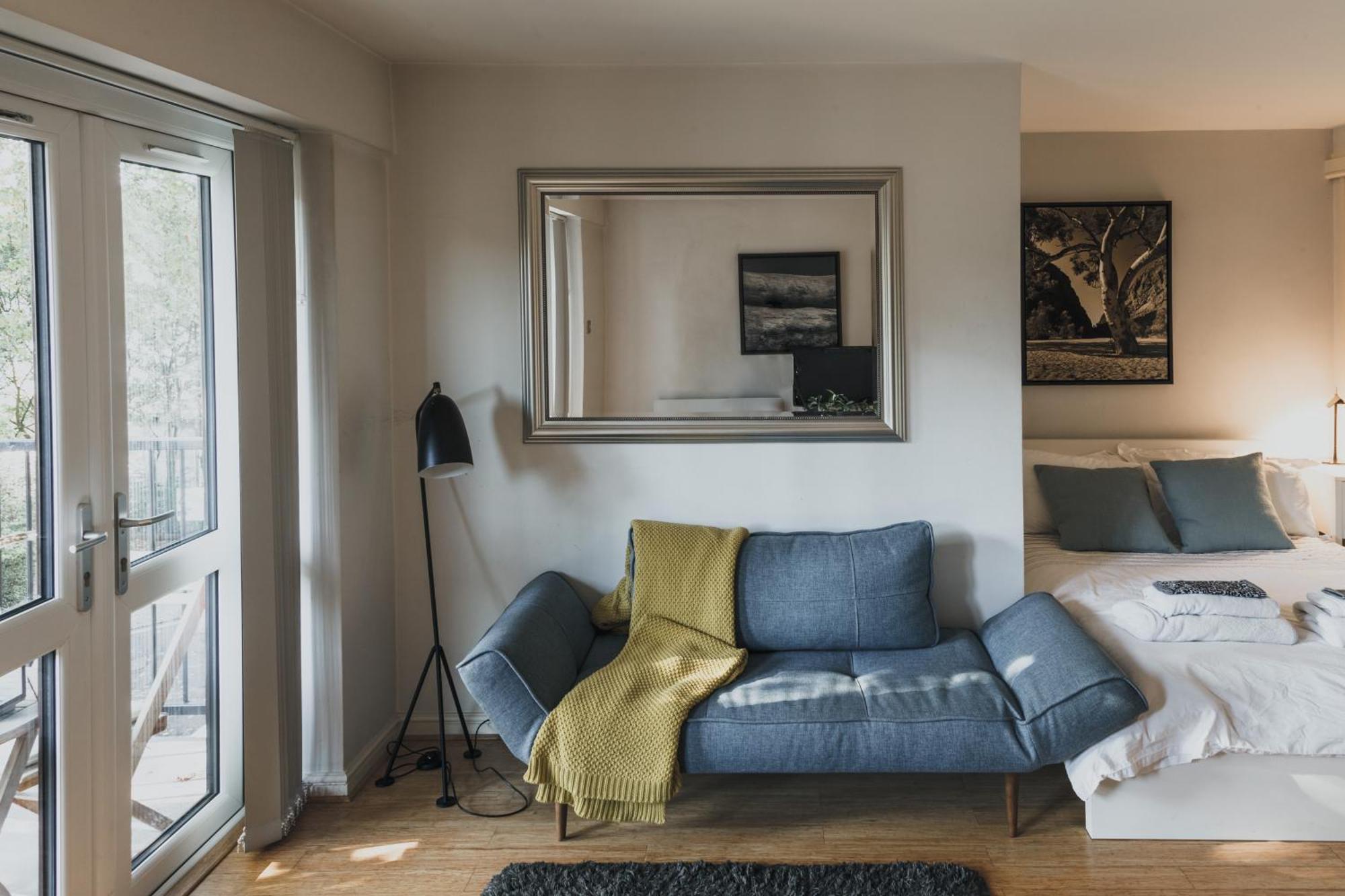 Stylish Flat With Pool And Terrace Londres