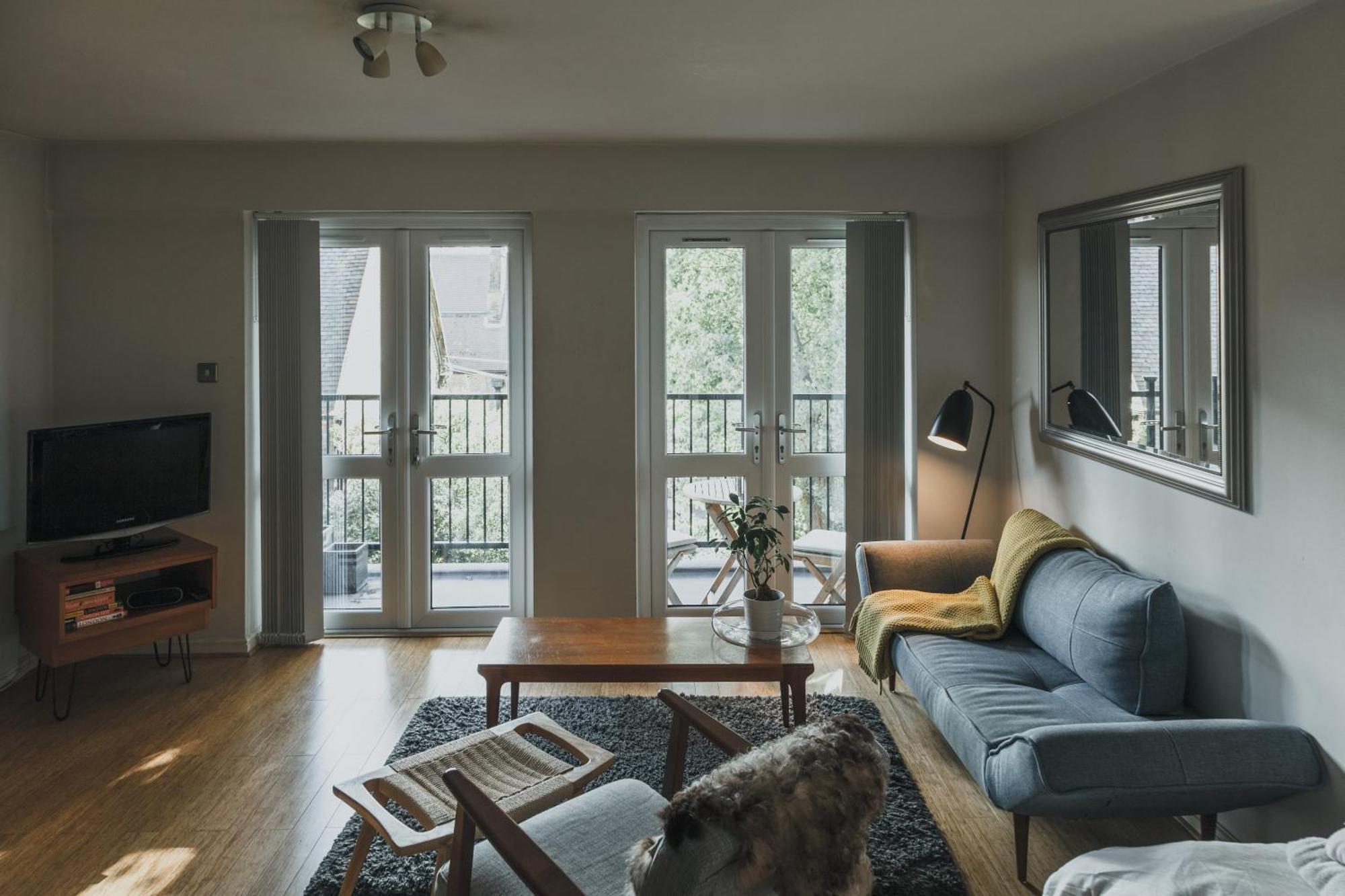 Stylish Flat With Pool And Terrace Londres