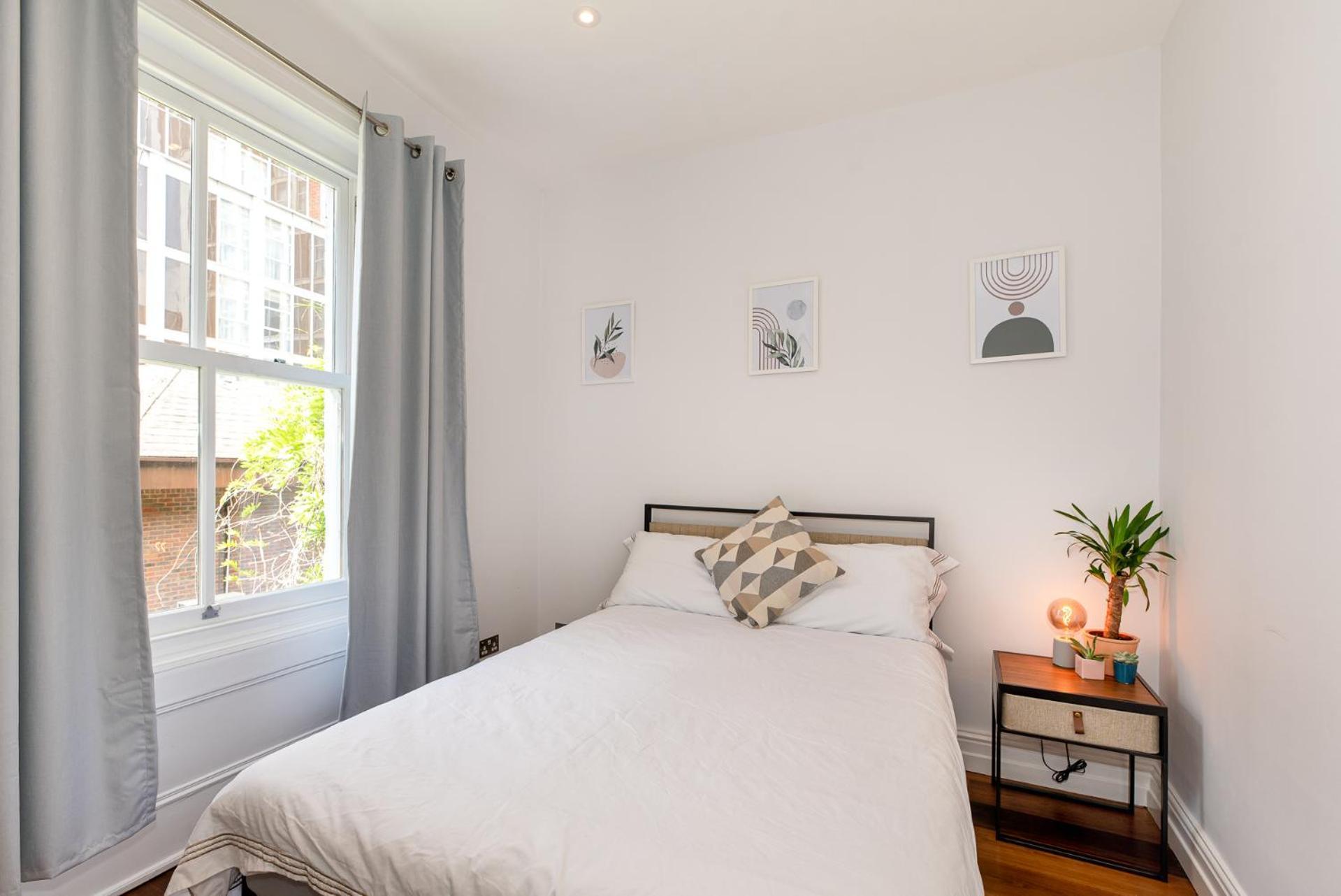2-bedroom Victorian In Kensington