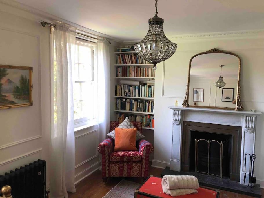 Сasa de vacaciones Gorgeous Grade Ii Listed Georgian House - Leafy Square Views - Londres