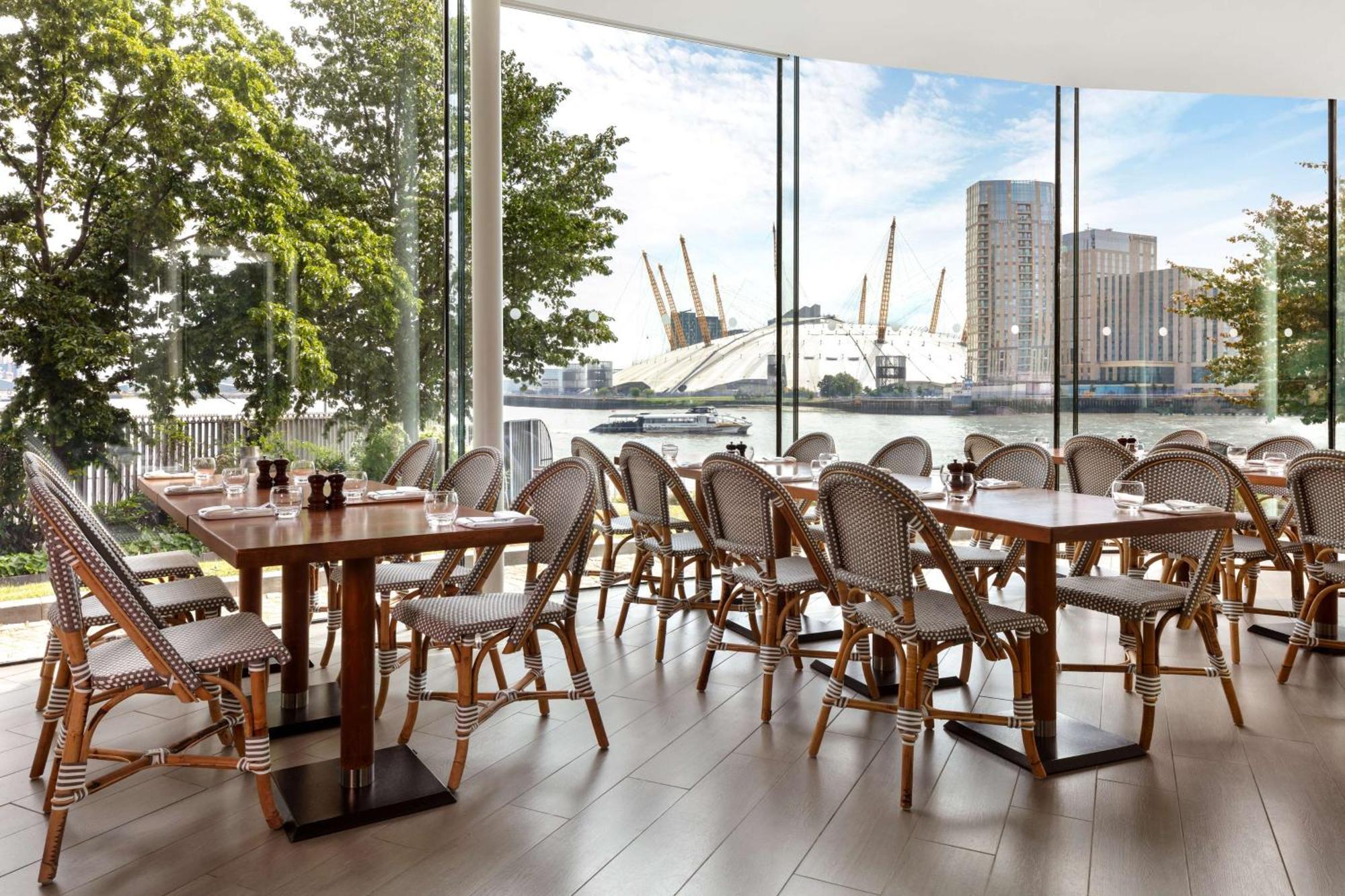 Radisson Blu Hotel, Canary Wharf East 4* Londres