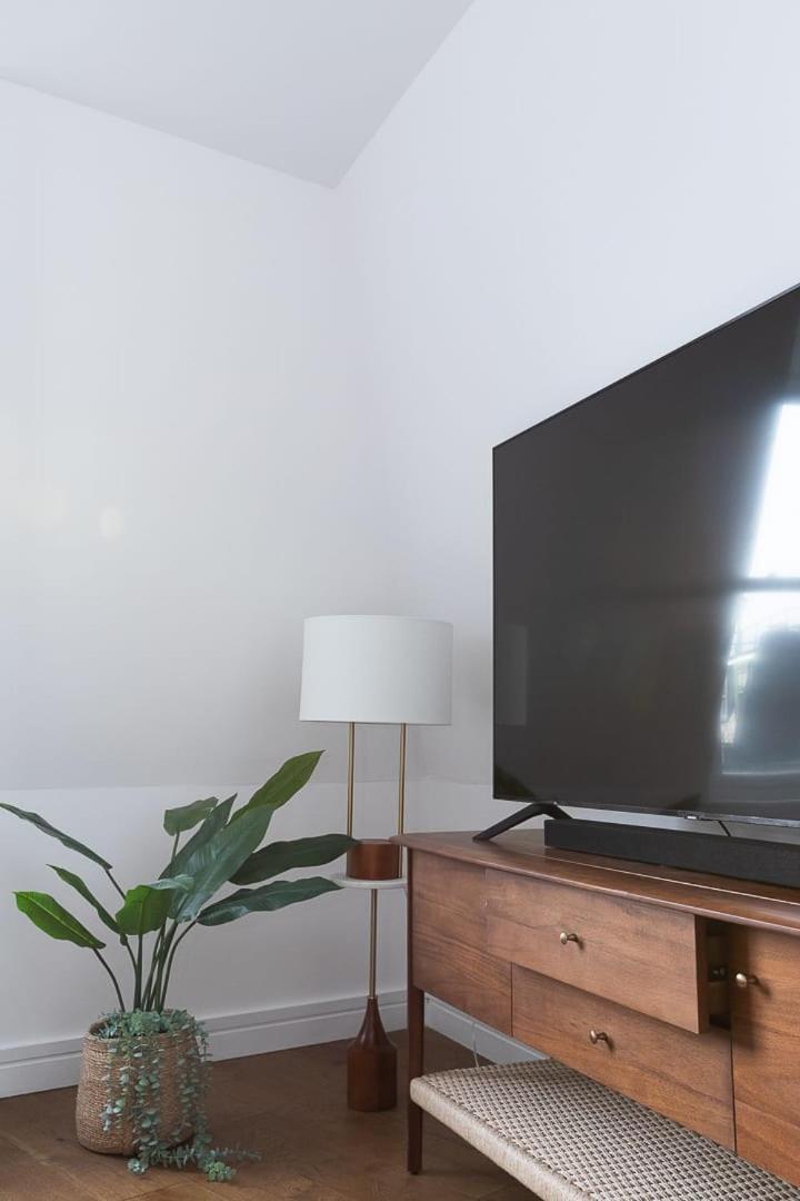 Stunning 2 Bedroom Duplex In Holborn Appartement *