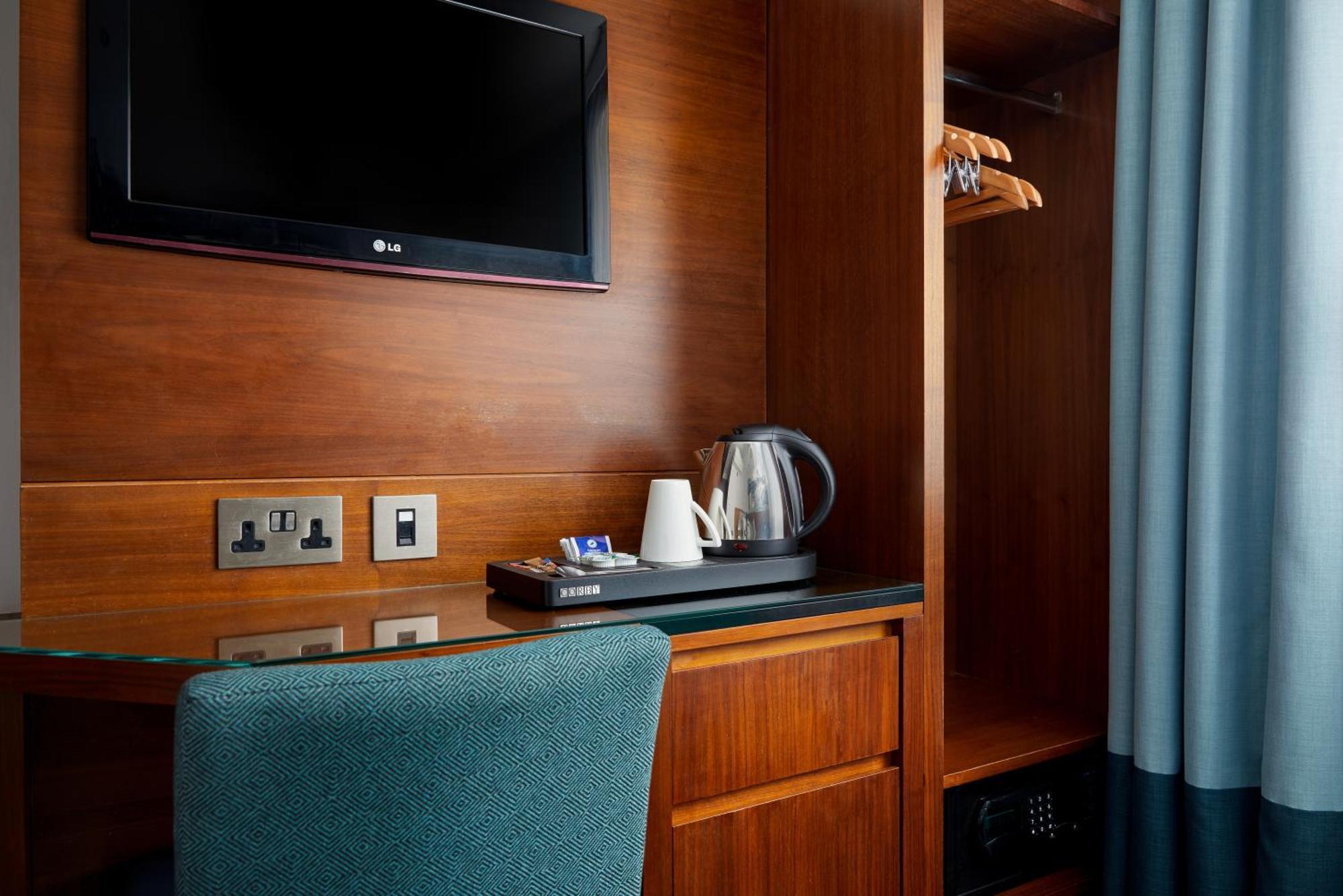 Seraphine Hammersmith Hotel 4*