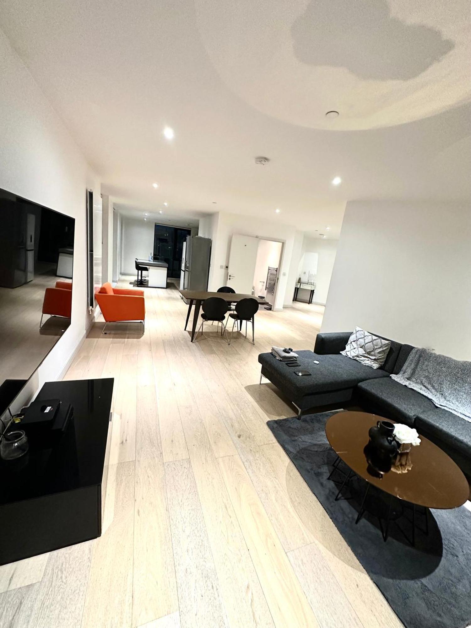 Penthouse 1 Bedroom Apartment