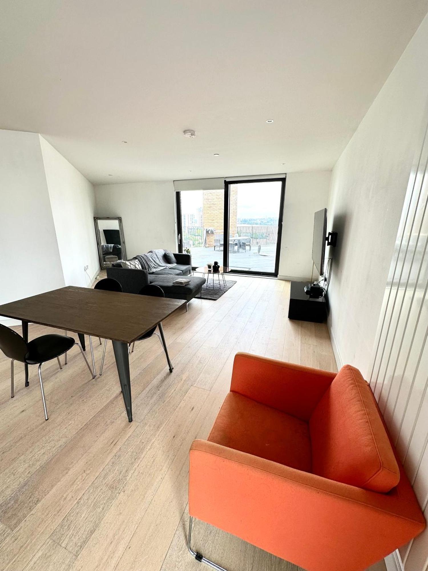 Penthouse 1 Bedroom * London
