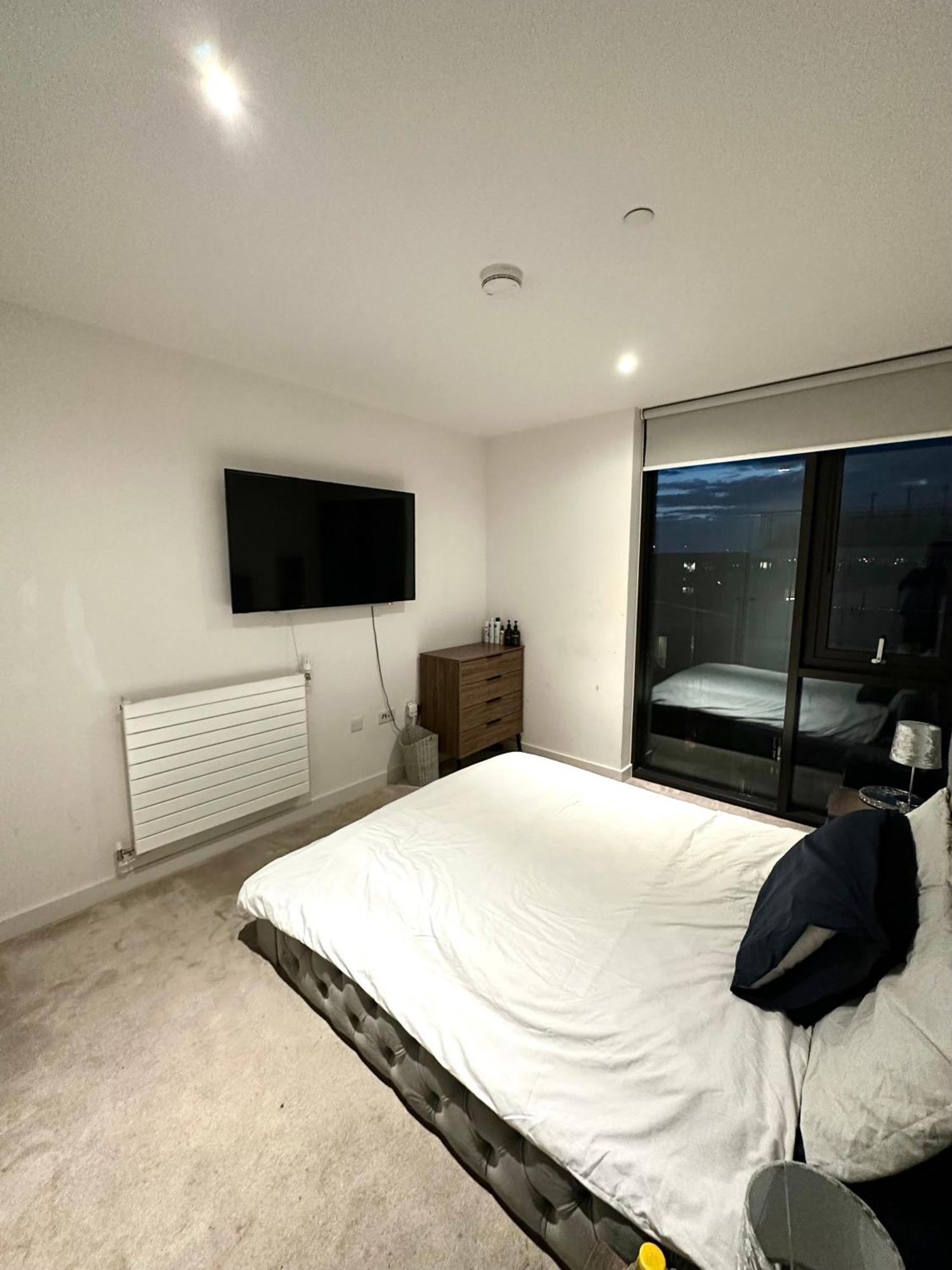 Penthouse 1 Bedroom Apartment London