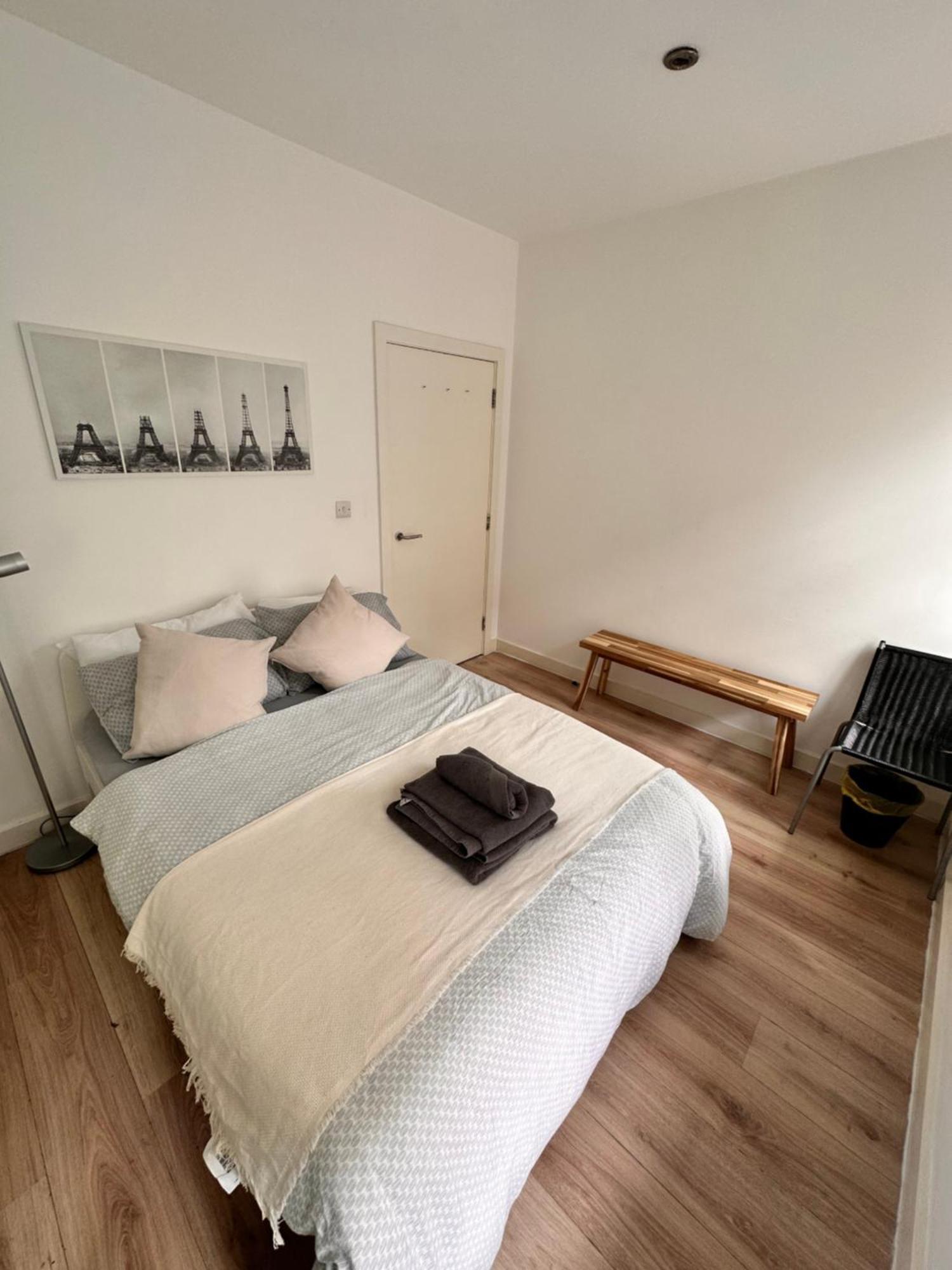 Modern 2 Bedroom Flat Next To Liverpool Street Apartamento Londres