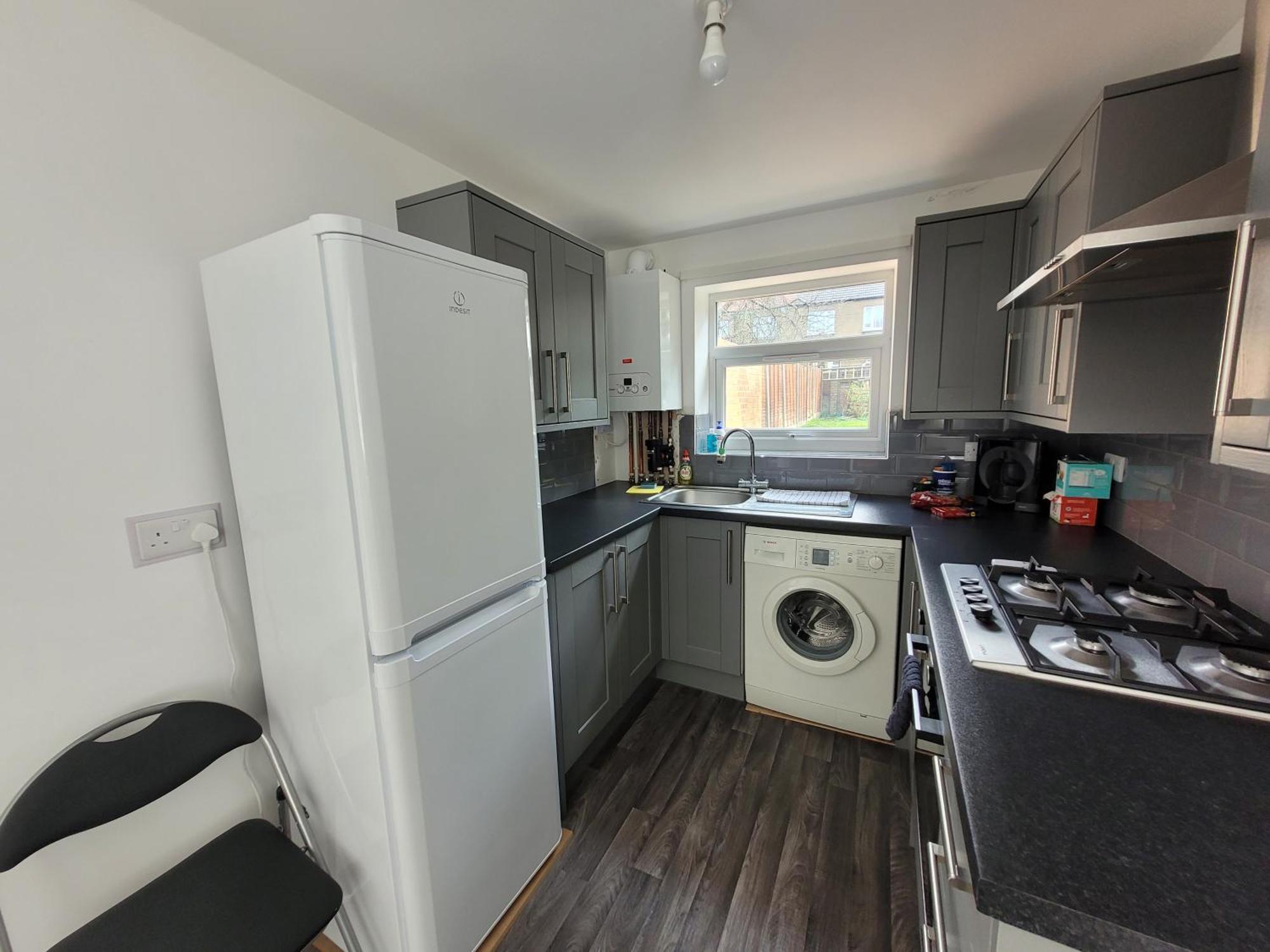 Сasa de vacaciones Lovely 2-bed Fully Refurbished House In