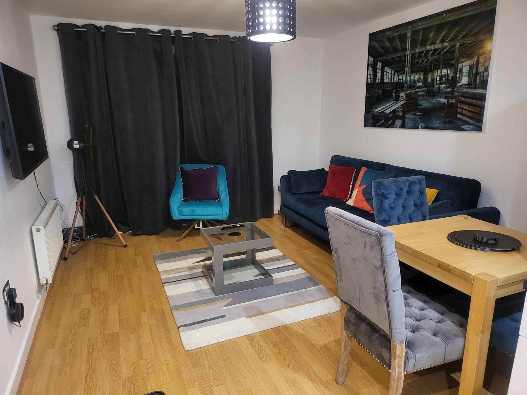 Garland 2 Apartment *