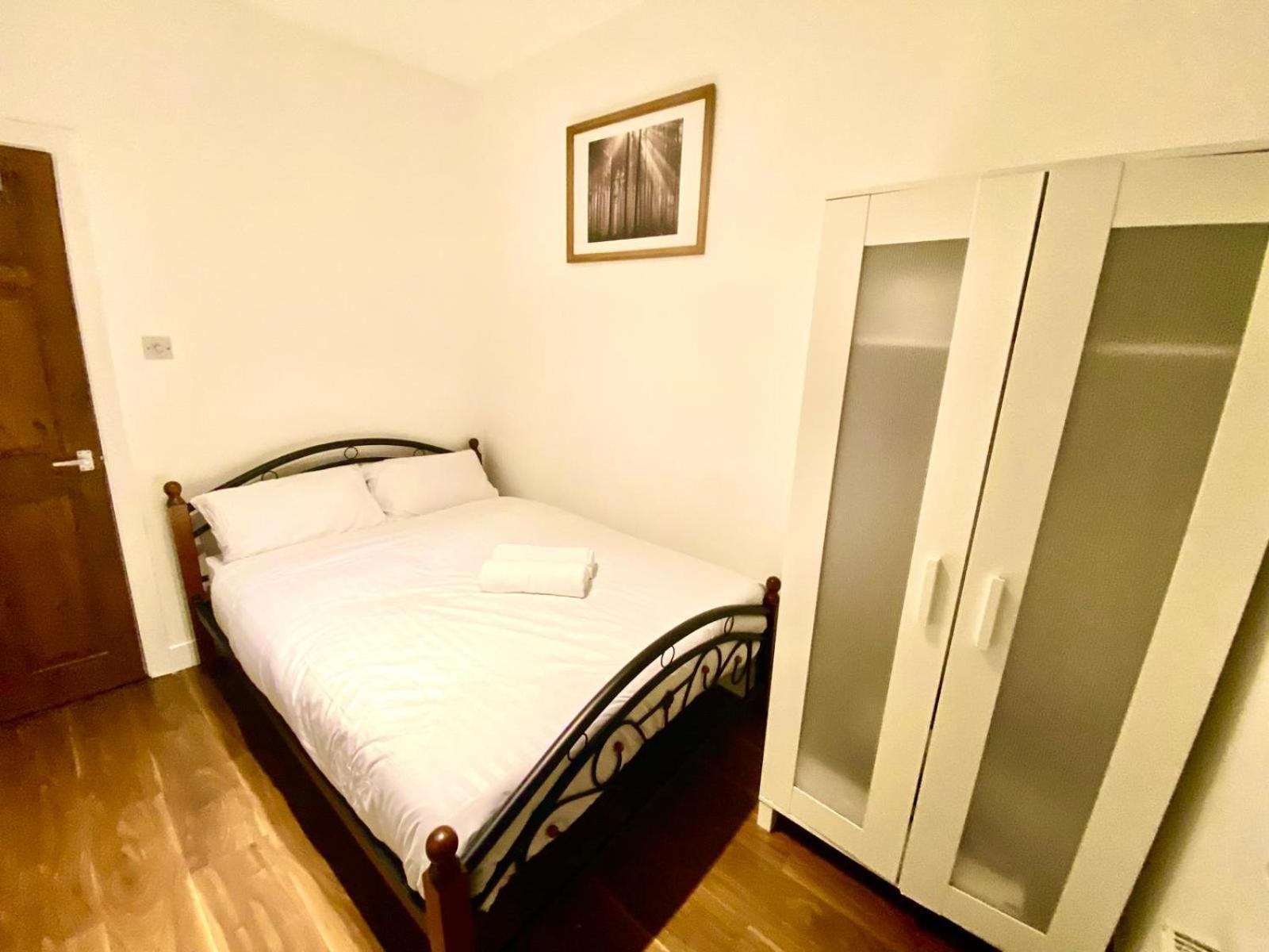 Entire One Bedroom Flat In Central Apartamento