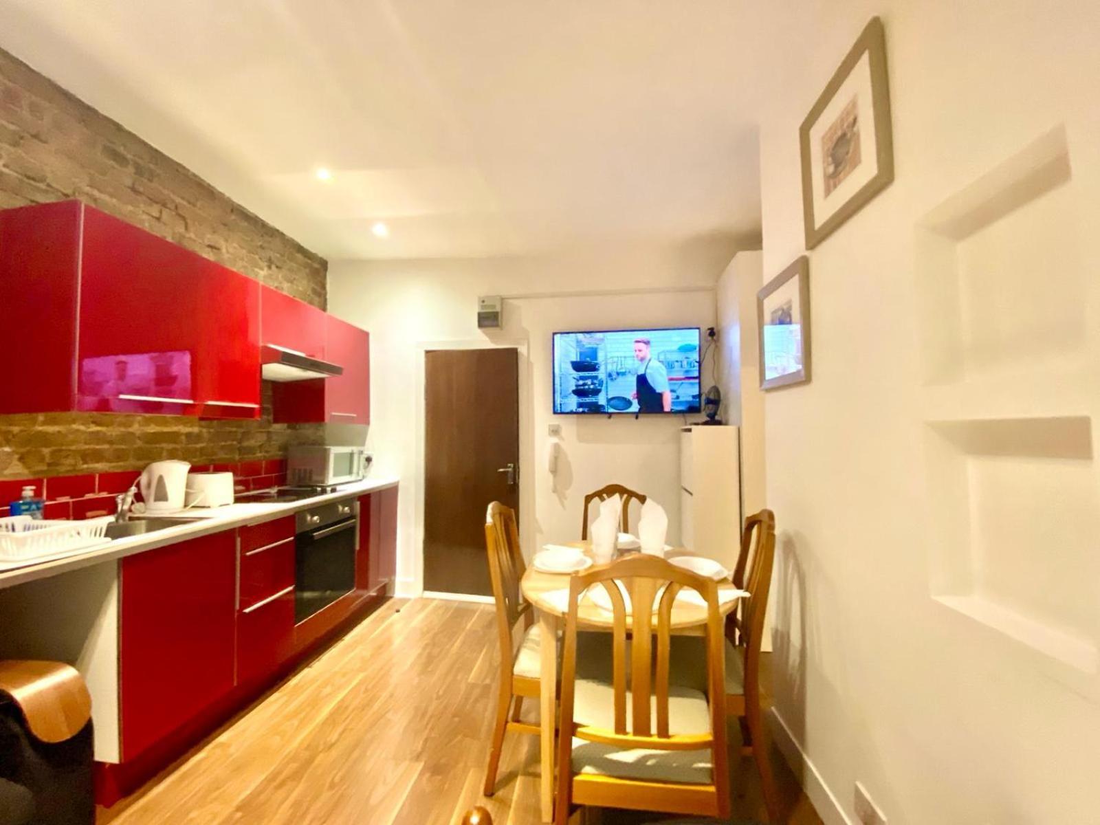 Entire One Bedroom Flat In Central Apartamento *