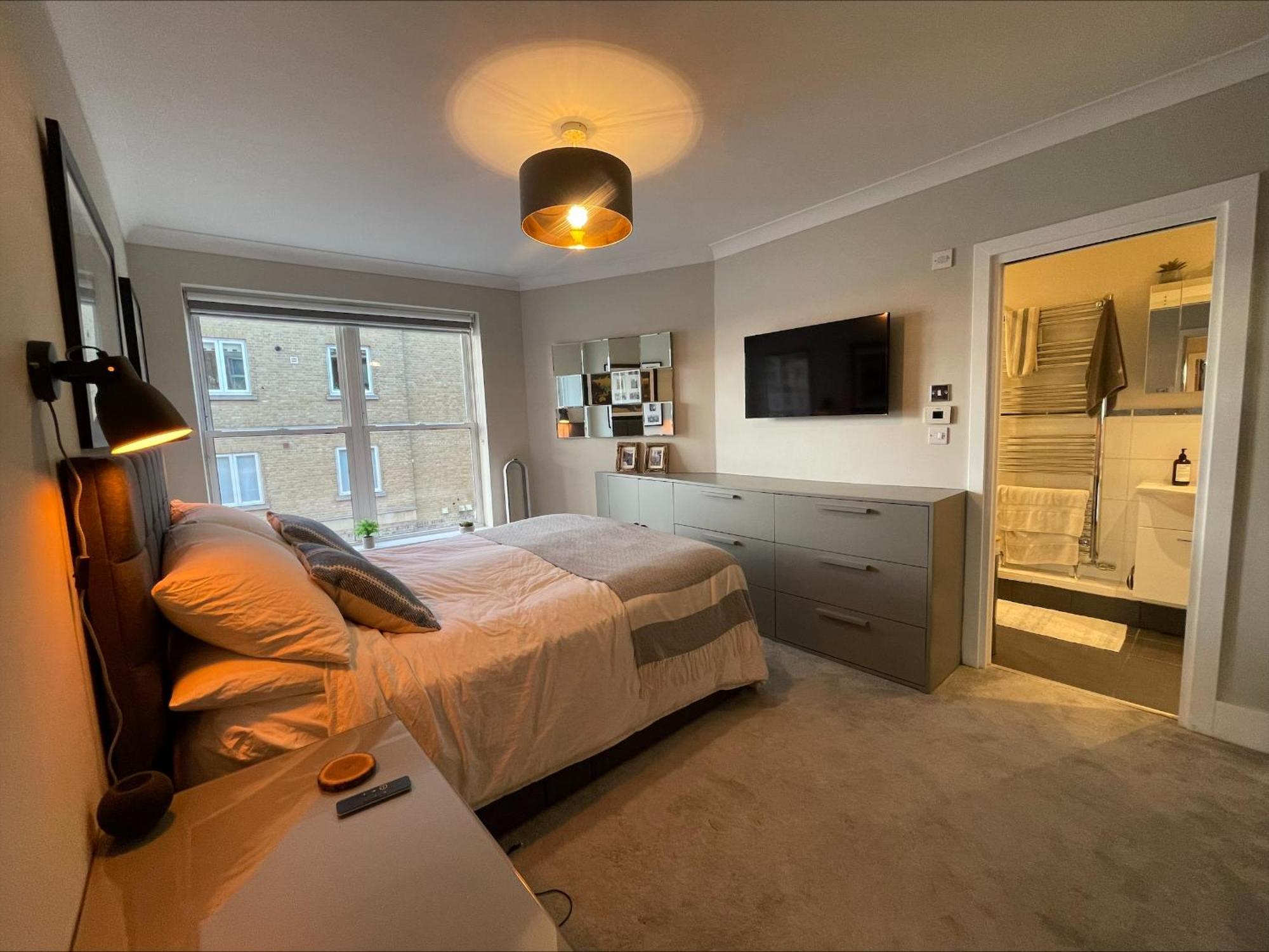 Apartment Superb Central London Riverside Flat With Balcony In Limehouse London