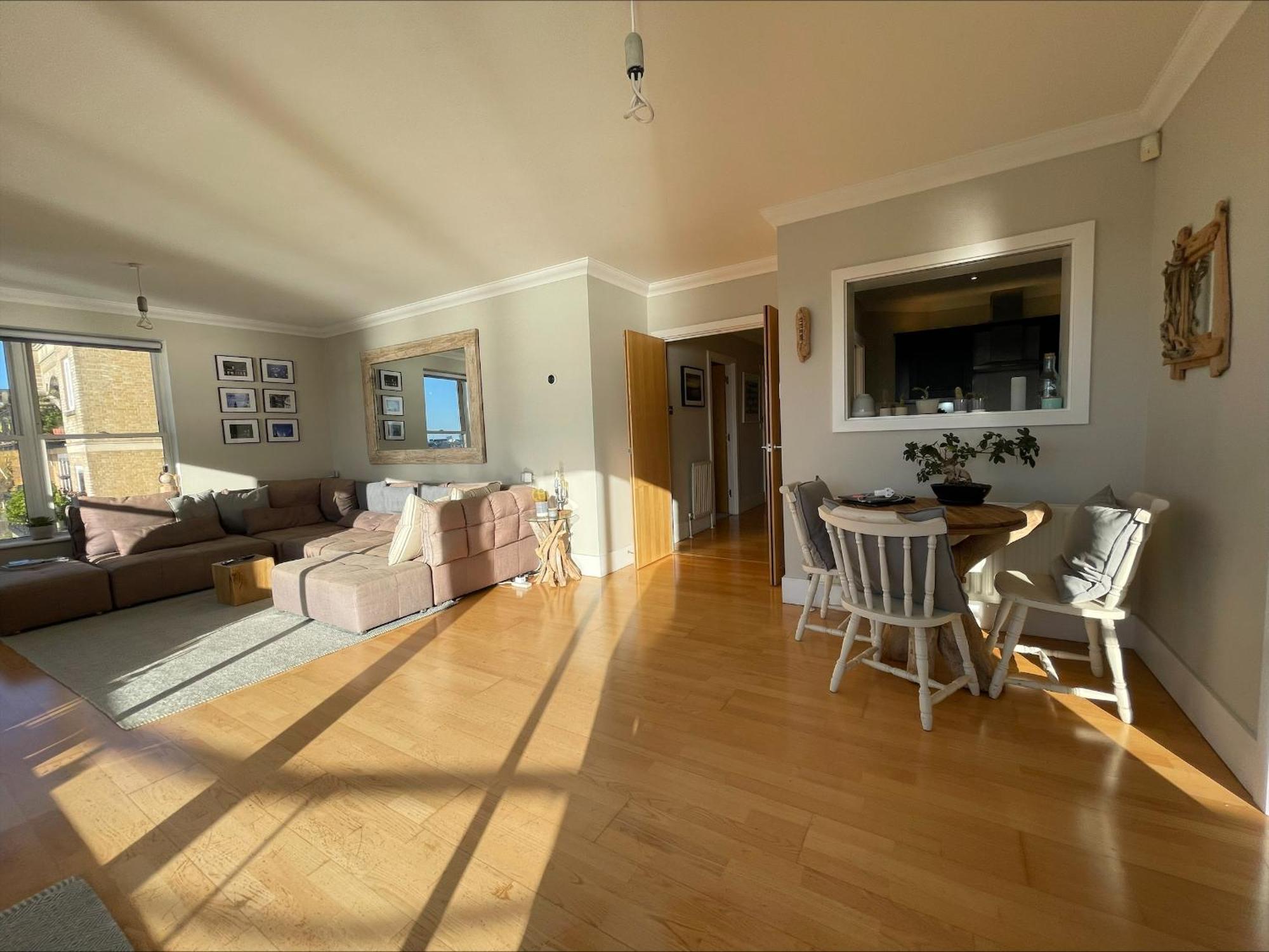 Apartment Superb Central London Riverside Flat With Balcony In Limehouse London