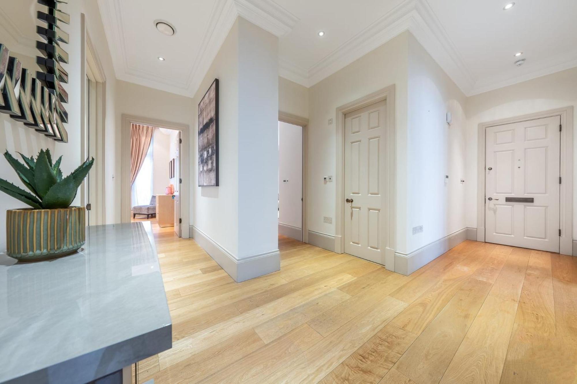 Mayfair - Exclusive Residences London