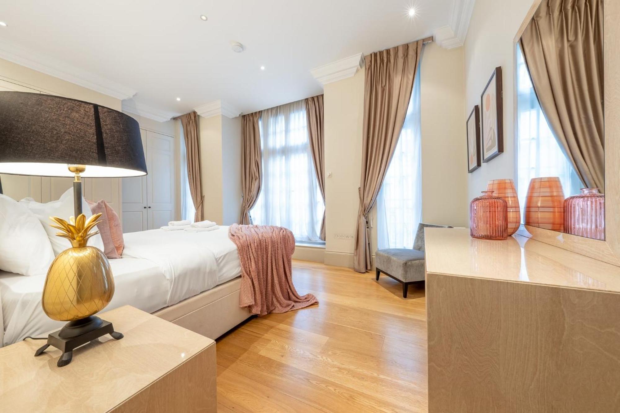 Apartment Mayfair - Exclusive Residences