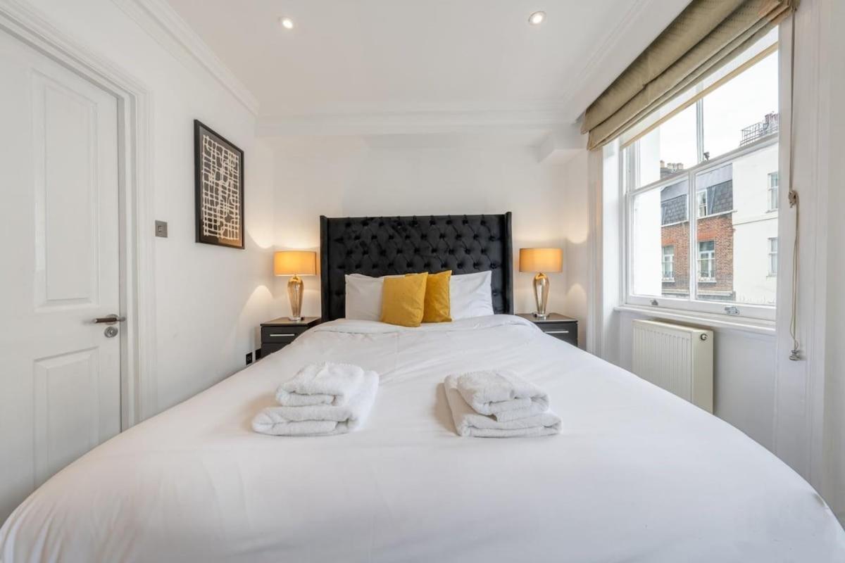 Mayfair Residences Apartamento