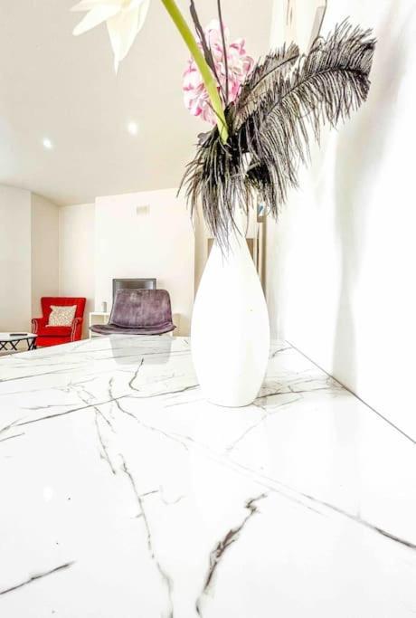 2 Bed Appartement *