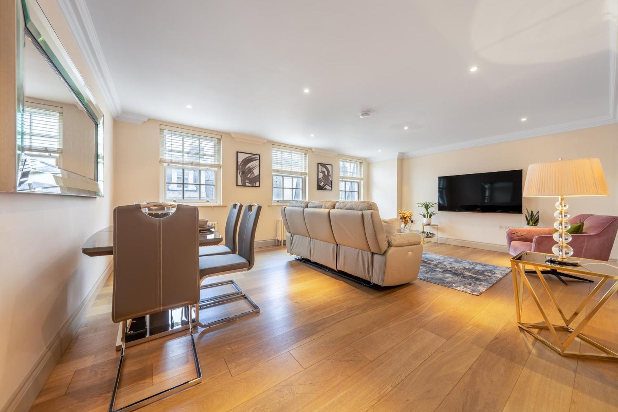 Mayfair - Exclusive Residences Apartment *
