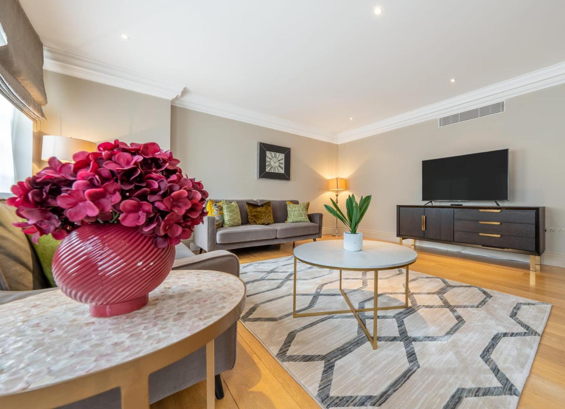Apartment Mayfair - Exclusive Residences