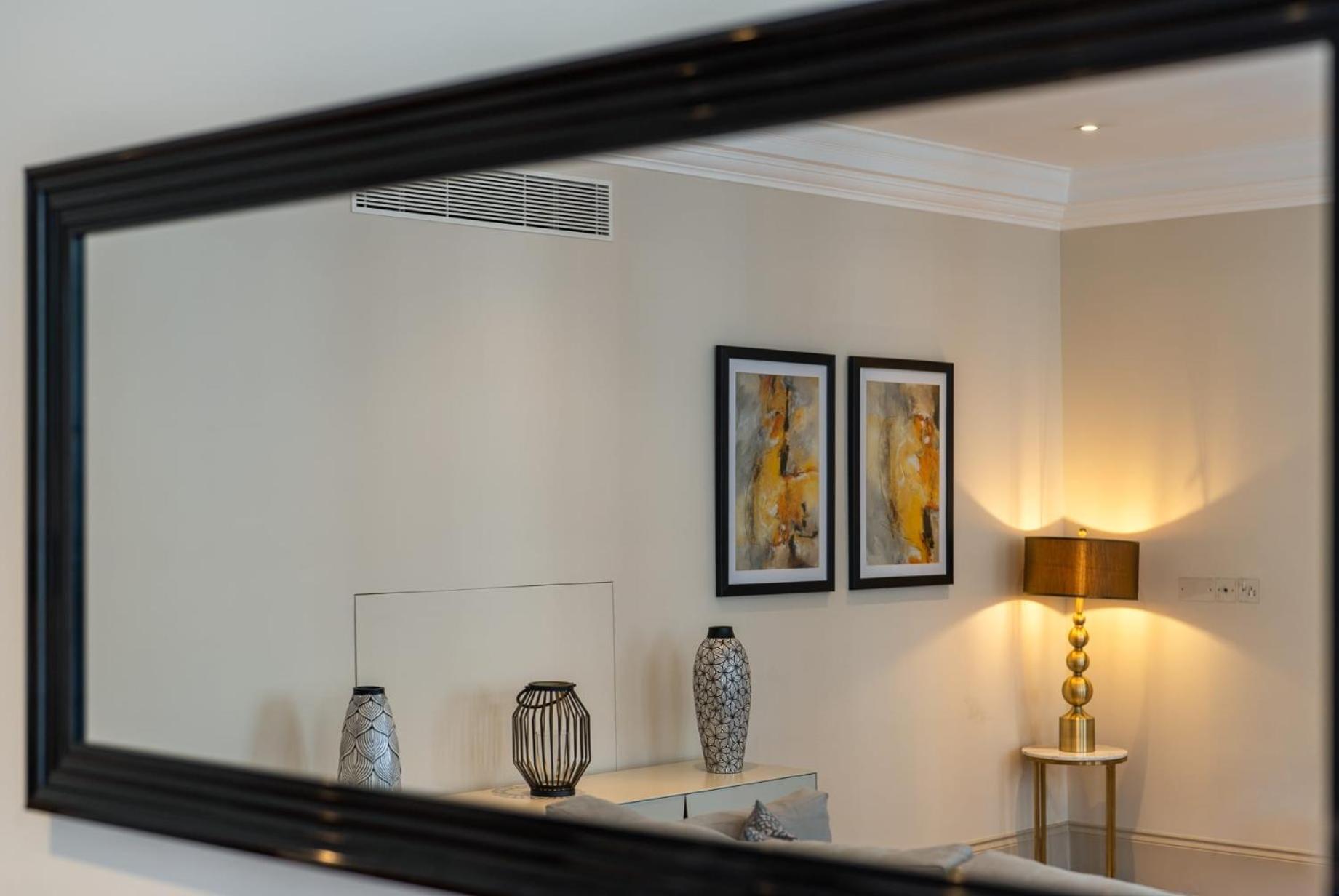 Mayfair - Exclusive Residences Apartment