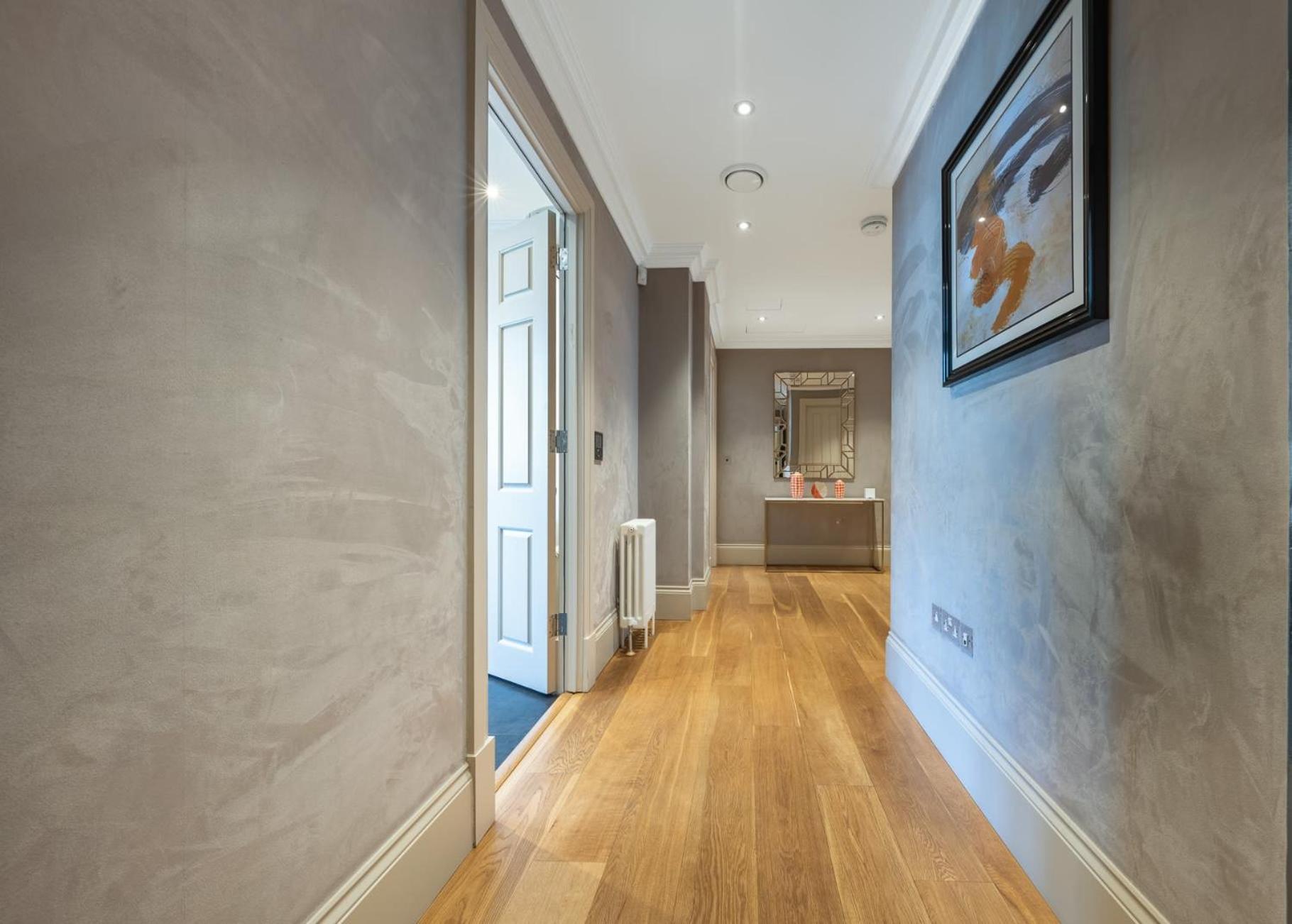 Mayfair - Exclusive Residences London
